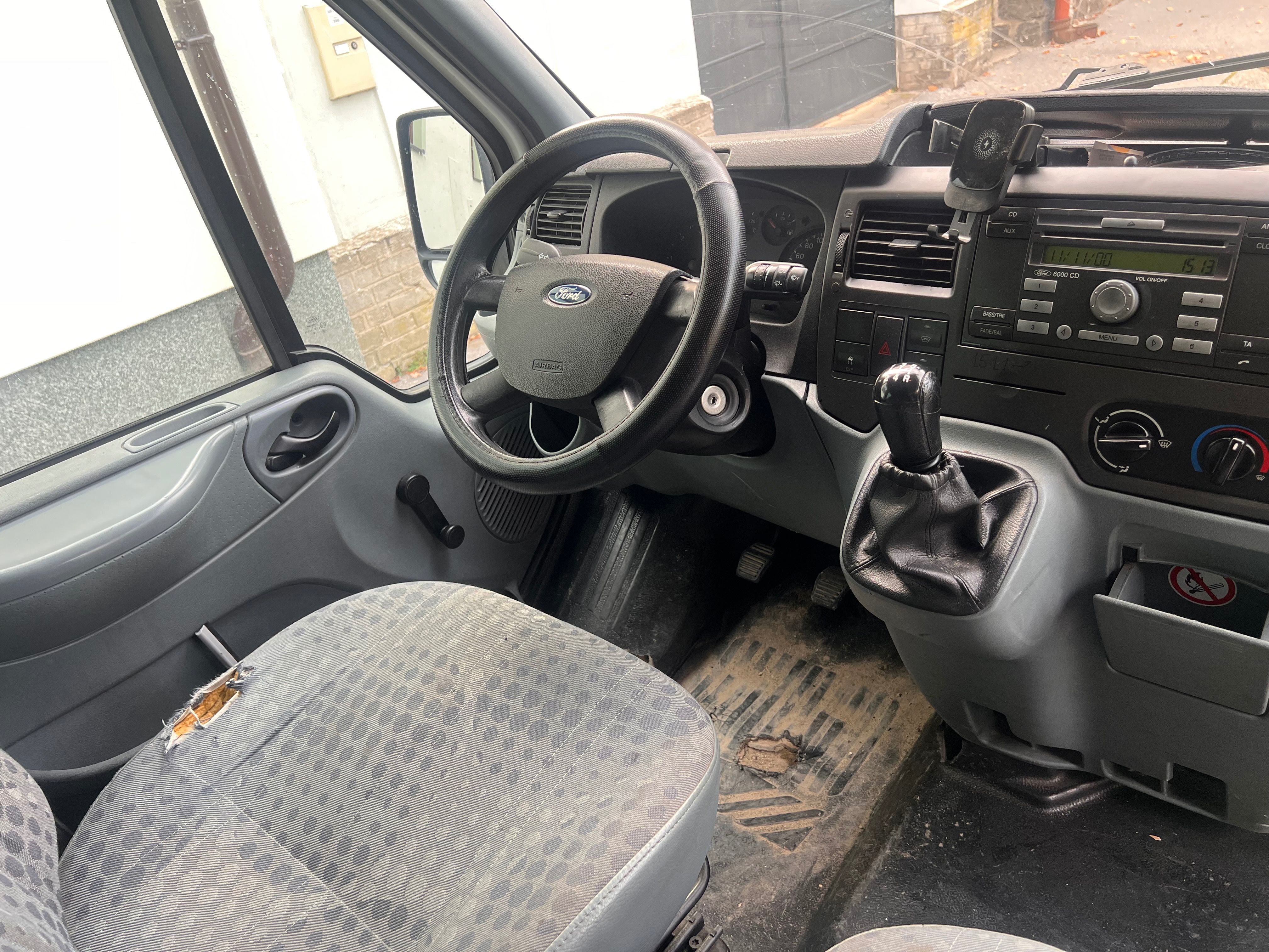 Ford Transit, 9mist STK do 9.27 - fotka 6