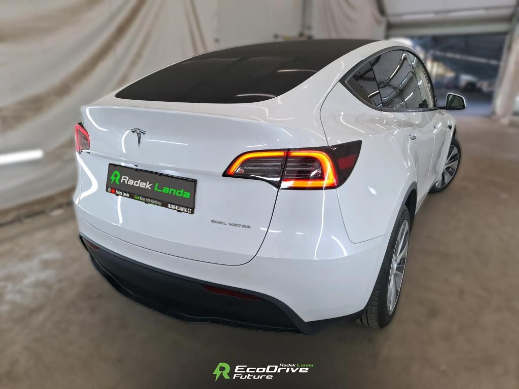 Tesla Model Y, Bílý interiér, AMD, tažné - fotka 5