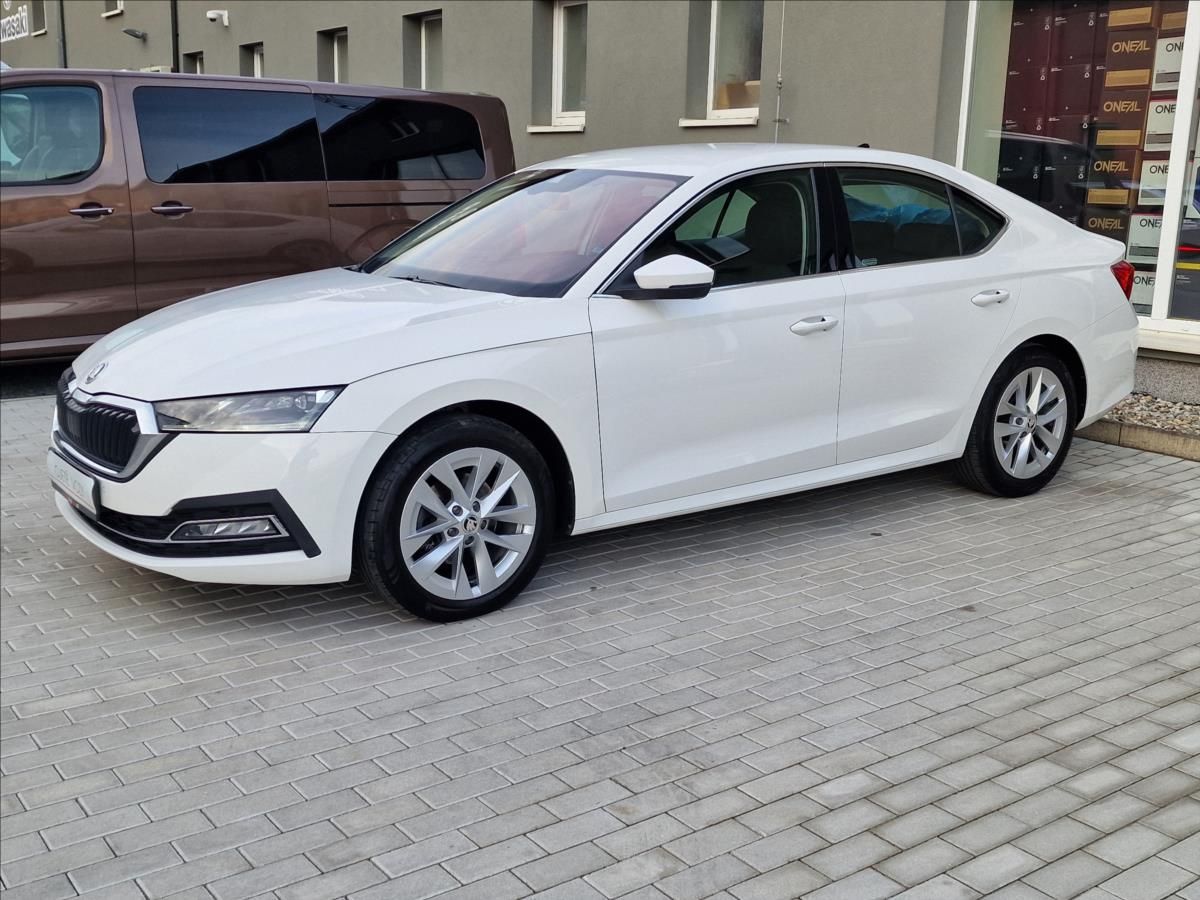 Škoda Octavia, 2.0 TDI 110kW Style,ČR,1.Maj. - fotka 6