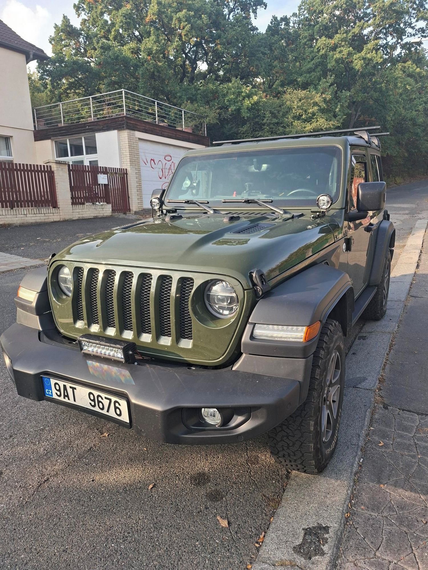 Jeep Wrangler, Jeep Wrangler Sport 2,0