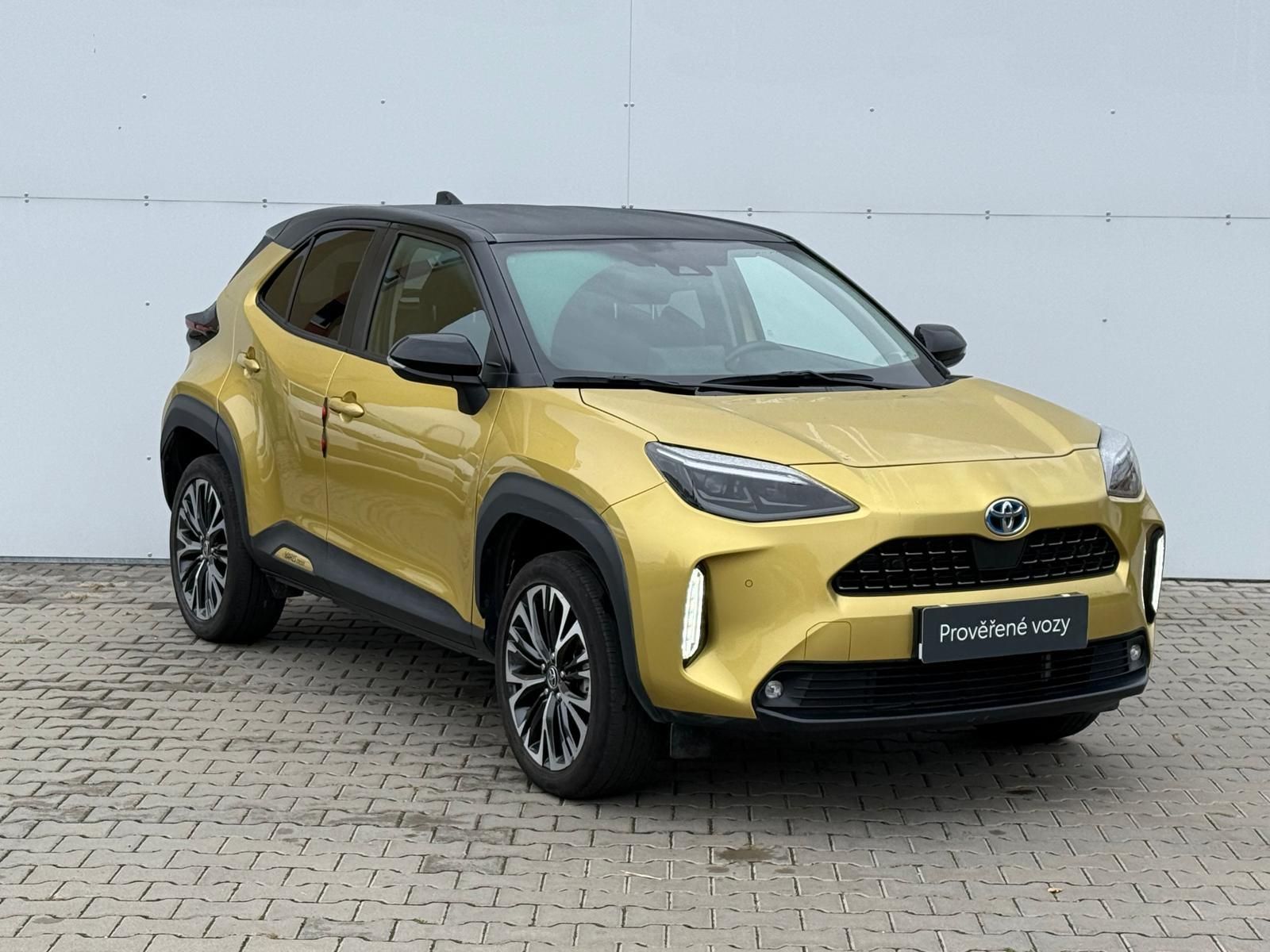 Toyota Yaris Cross, 1.5 HSD e-CVT Executive FWD - fotka 6