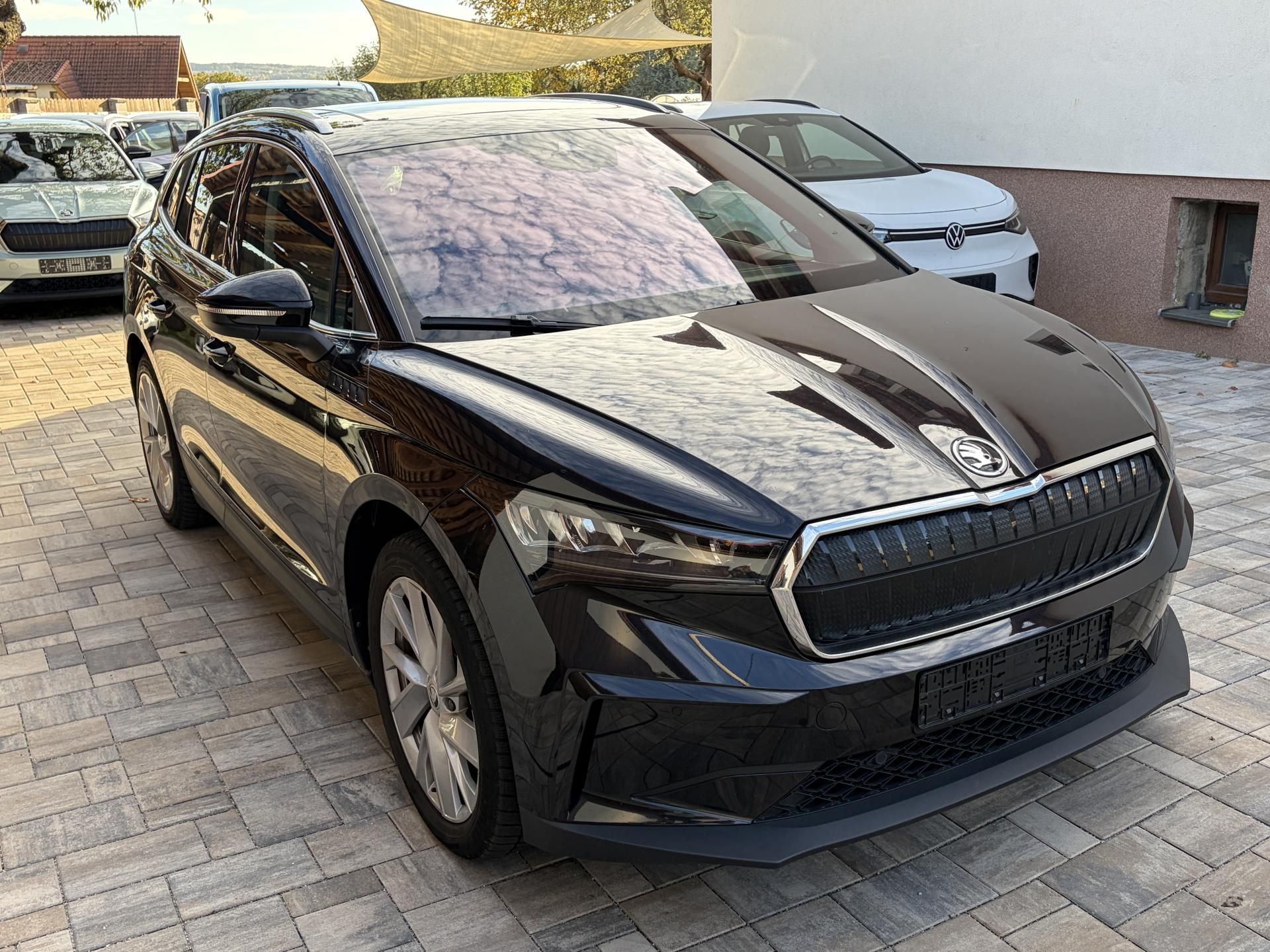 Škoda Enyaq, 80, SOH 90%,panorama, TČ - fotka 4