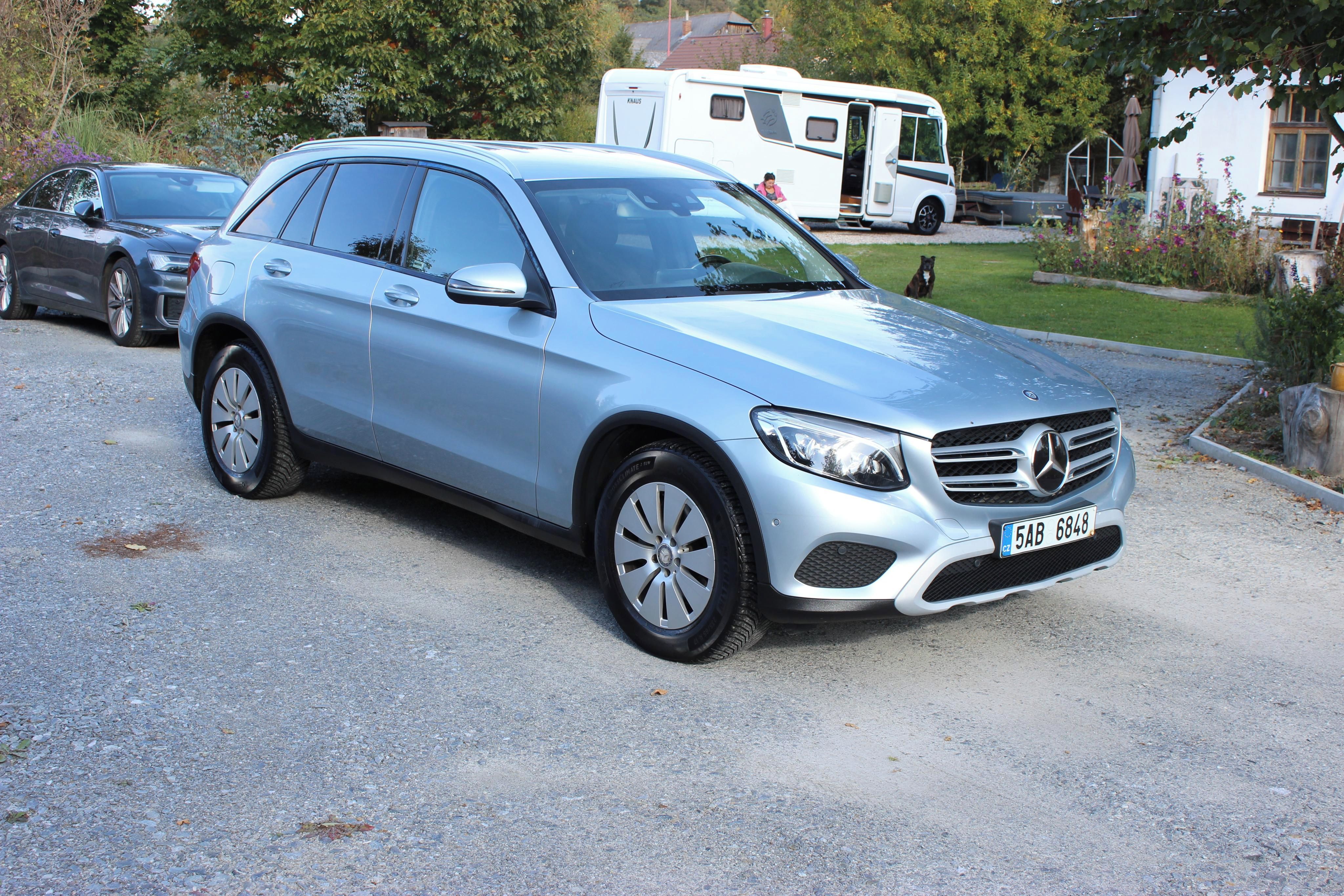 Mercedes-Benz GLC, 220D 1.MAJ. KOUPENO ČR !! - fotka 2