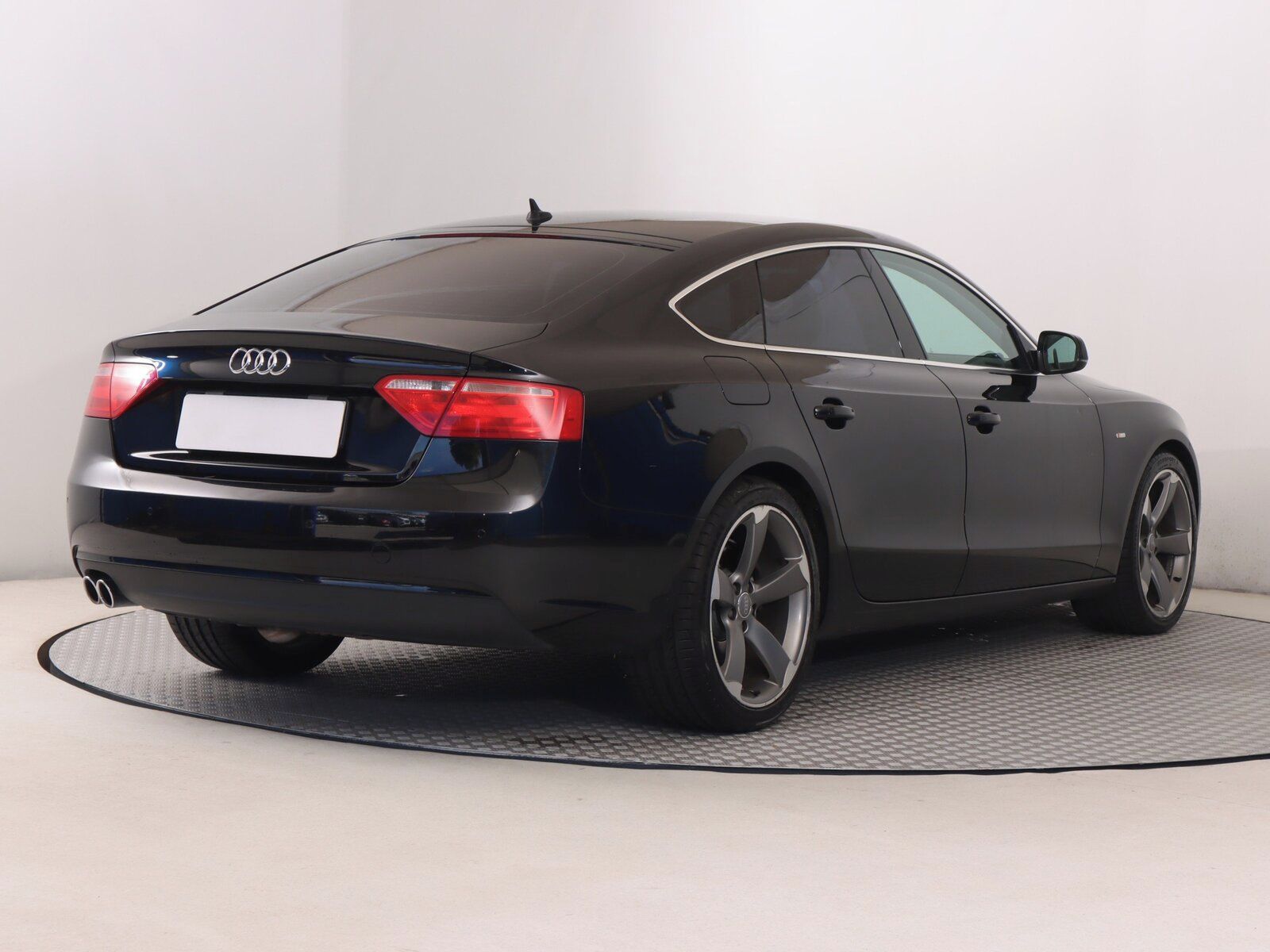 Audi A5, 2.0 TDI, Automat - fotka 5