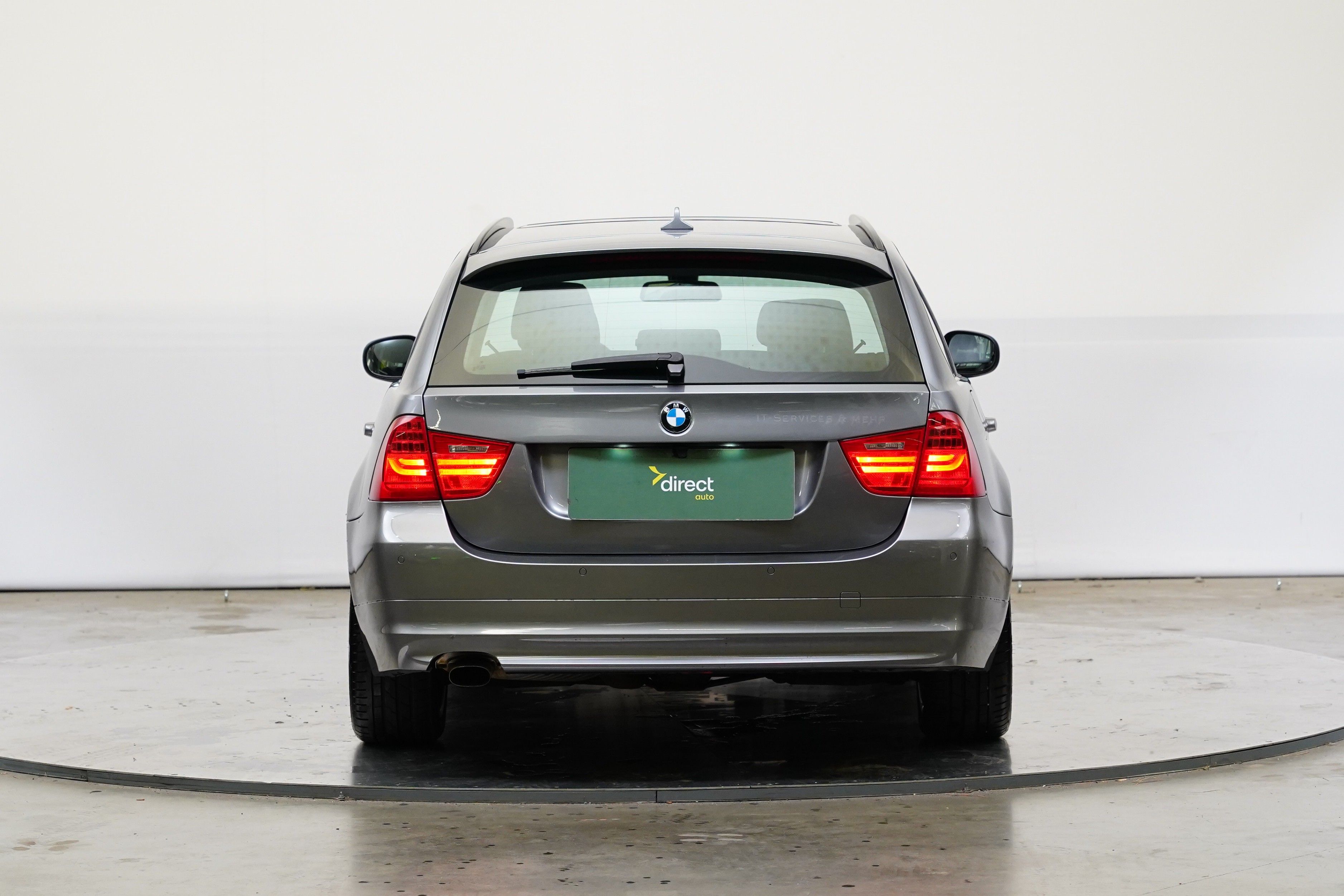 BMW Řada 3, 318d 105 kW Touring - fotka 6