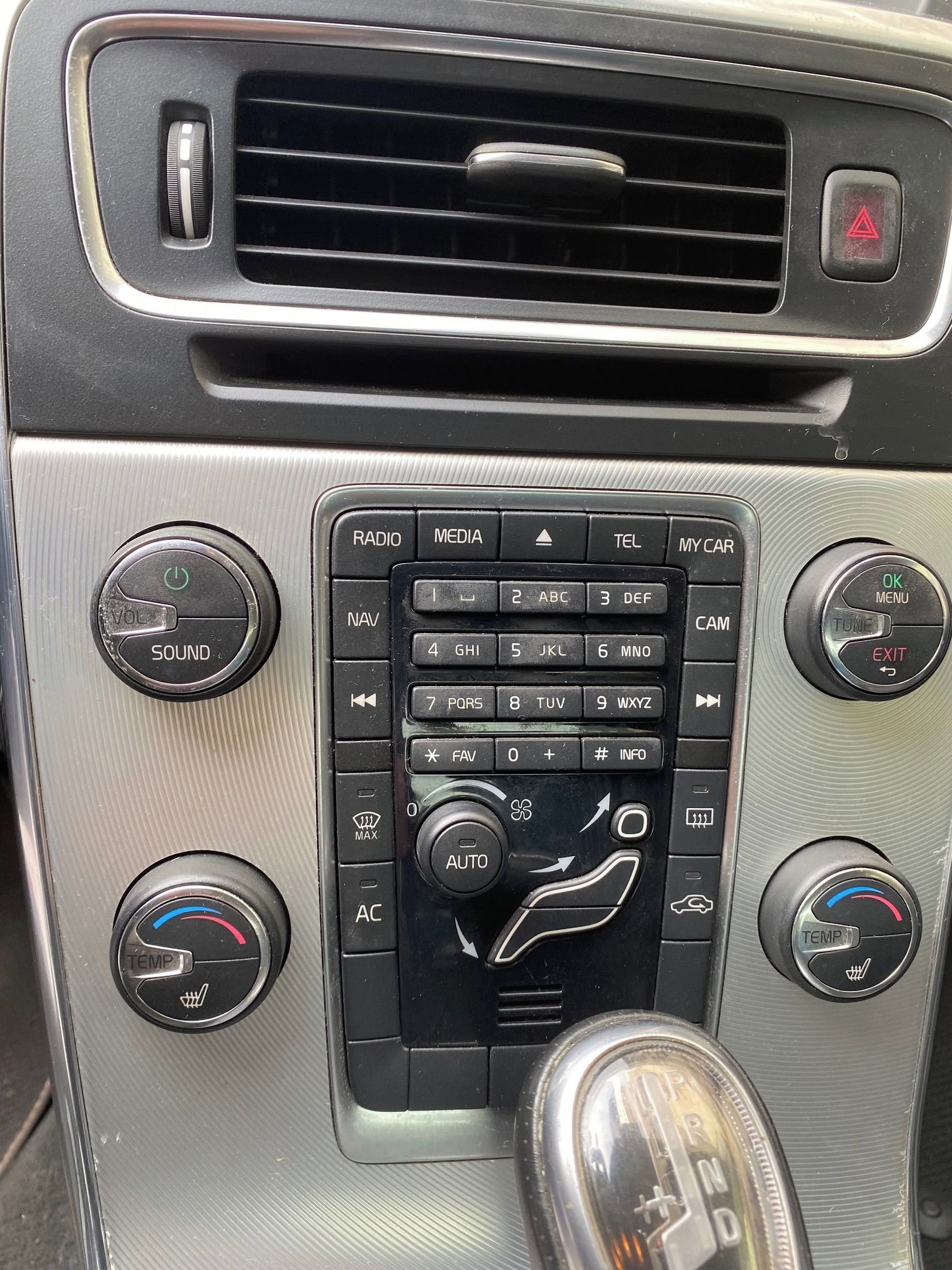 Volvo S60, R design - fotka 5