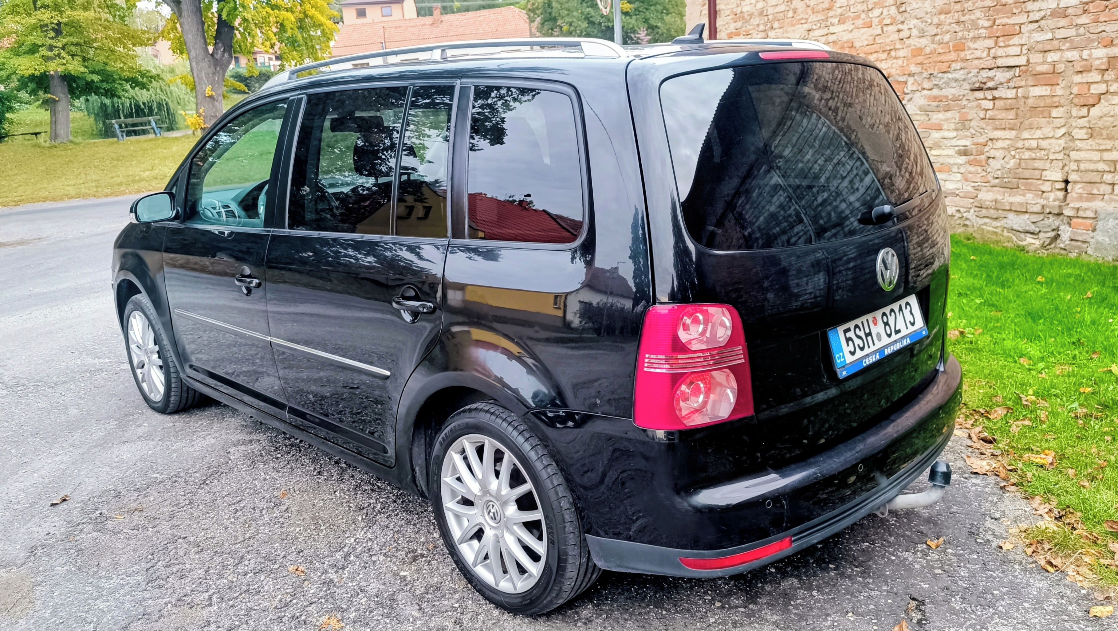 Volkswagen Touran, 2,0 TDi Navi, Nová spojka. - fotka 3