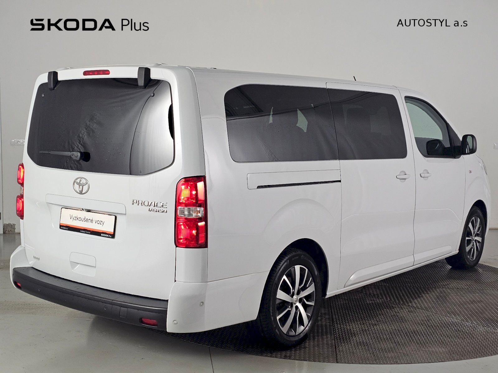 Toyota Proace Verso, L2 2.0D 106kW FAMILY WEBASTO 8 - fotka 2