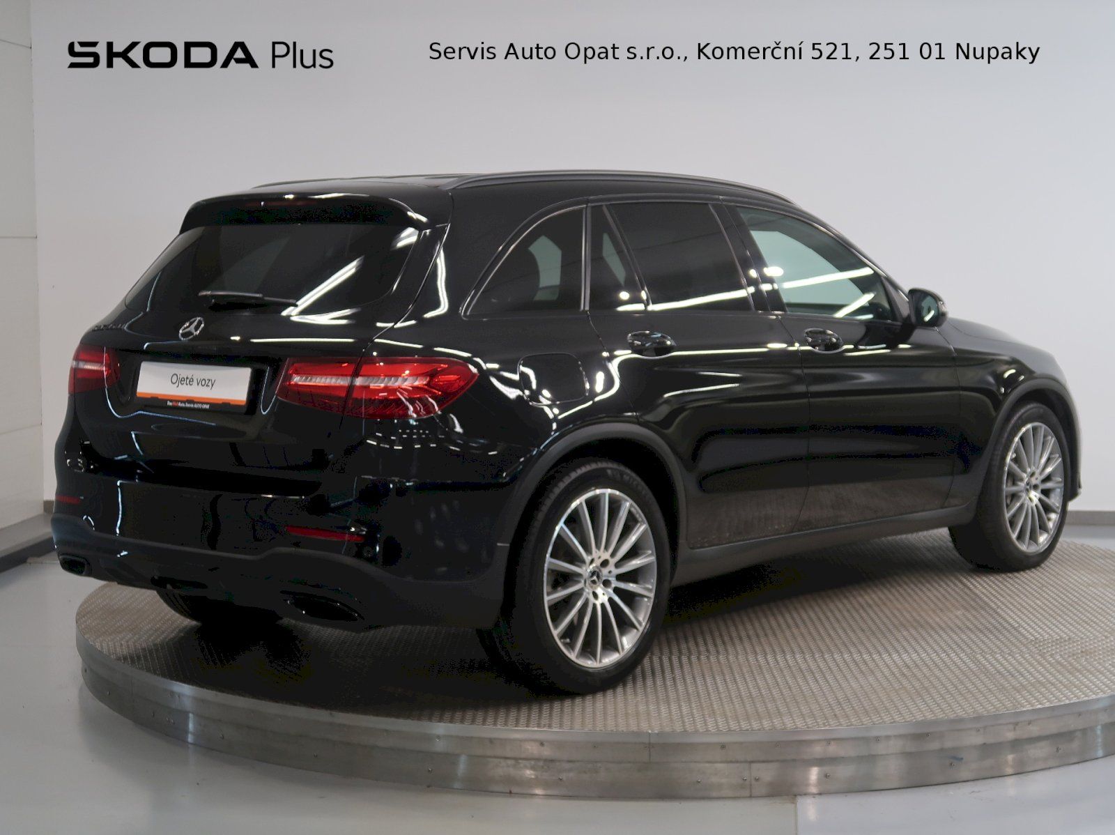 Mercedes-Benz GLC, AMG 350D 190KW 4x4 TAŽNÉ BURMA - fotka 2