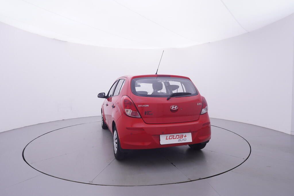 Hyundai i20, 1.2 DOHC 62 kW - fotka 4