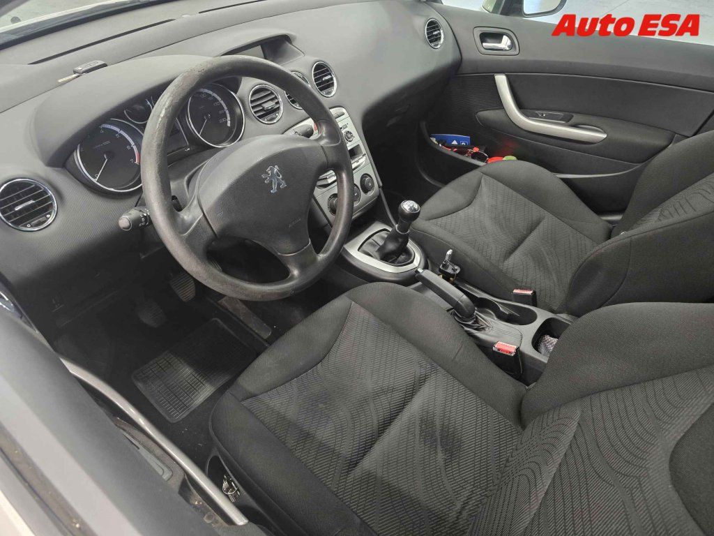 Peugeot 308, 1.6i SW,ČR - fotka 3