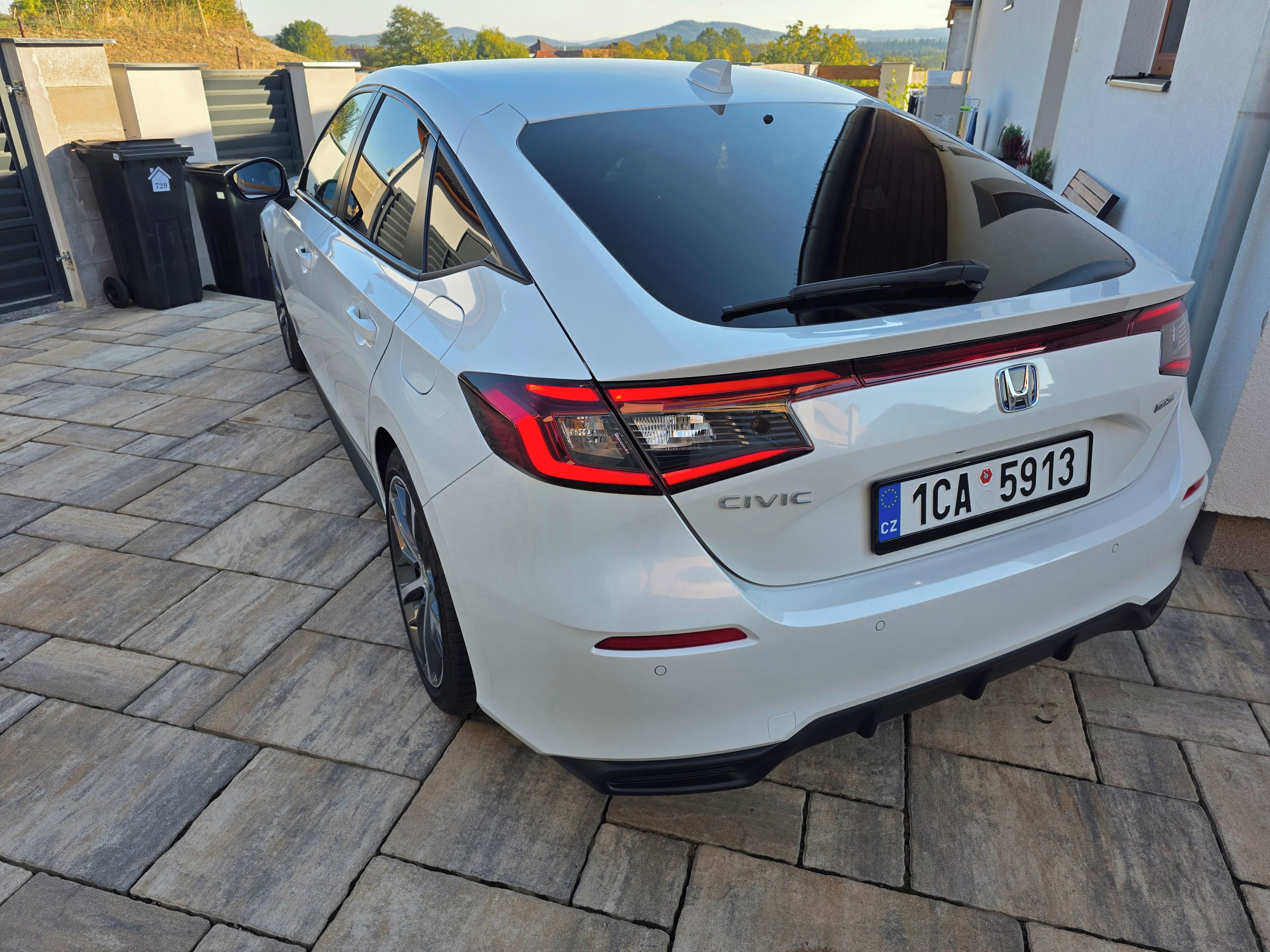 Honda Civic, Sport 2.0 e:HEV - fotka 4