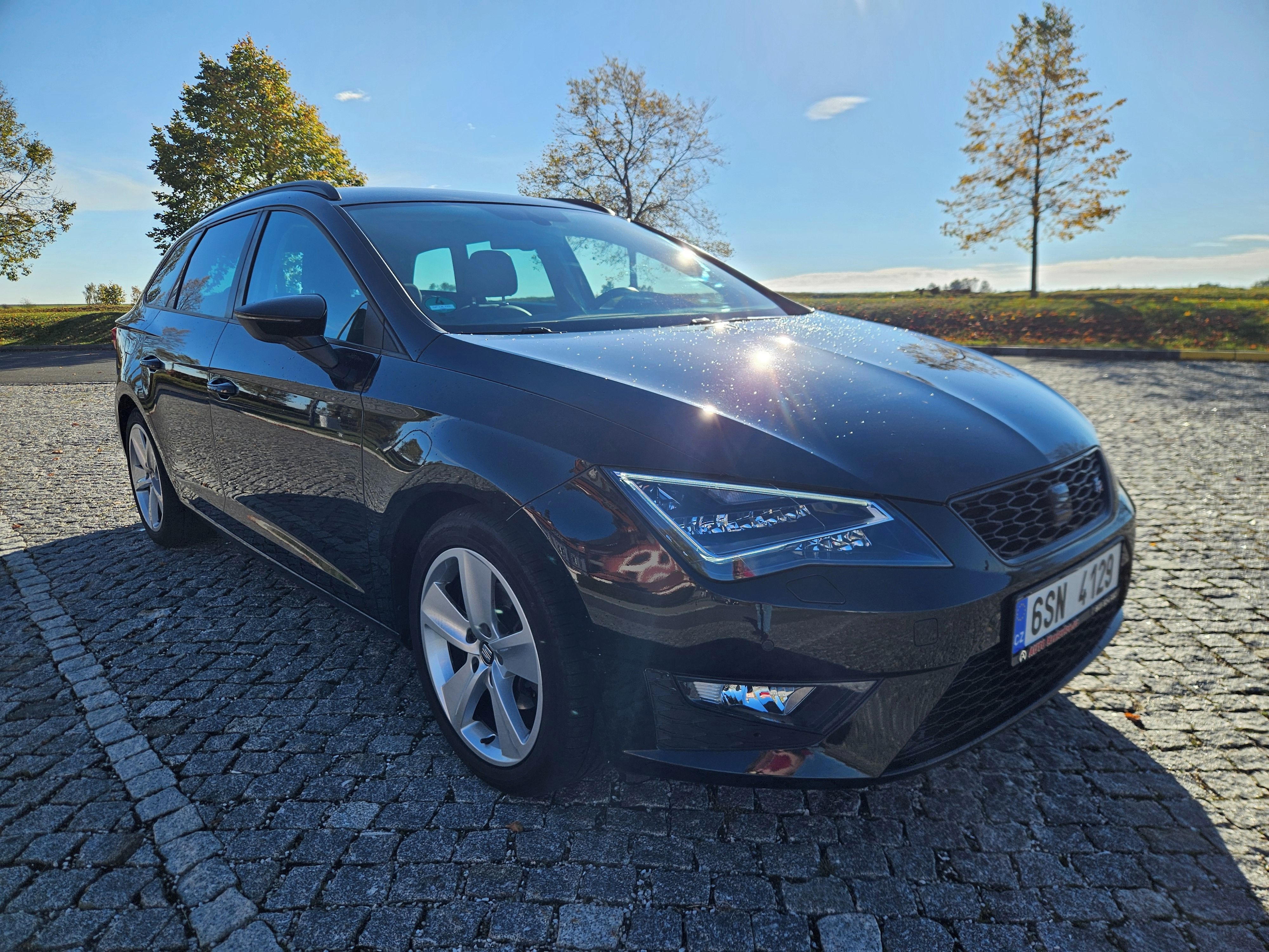 Seat Leon, 2L 110KW KW FR, SPLÁTKY - fotka 5