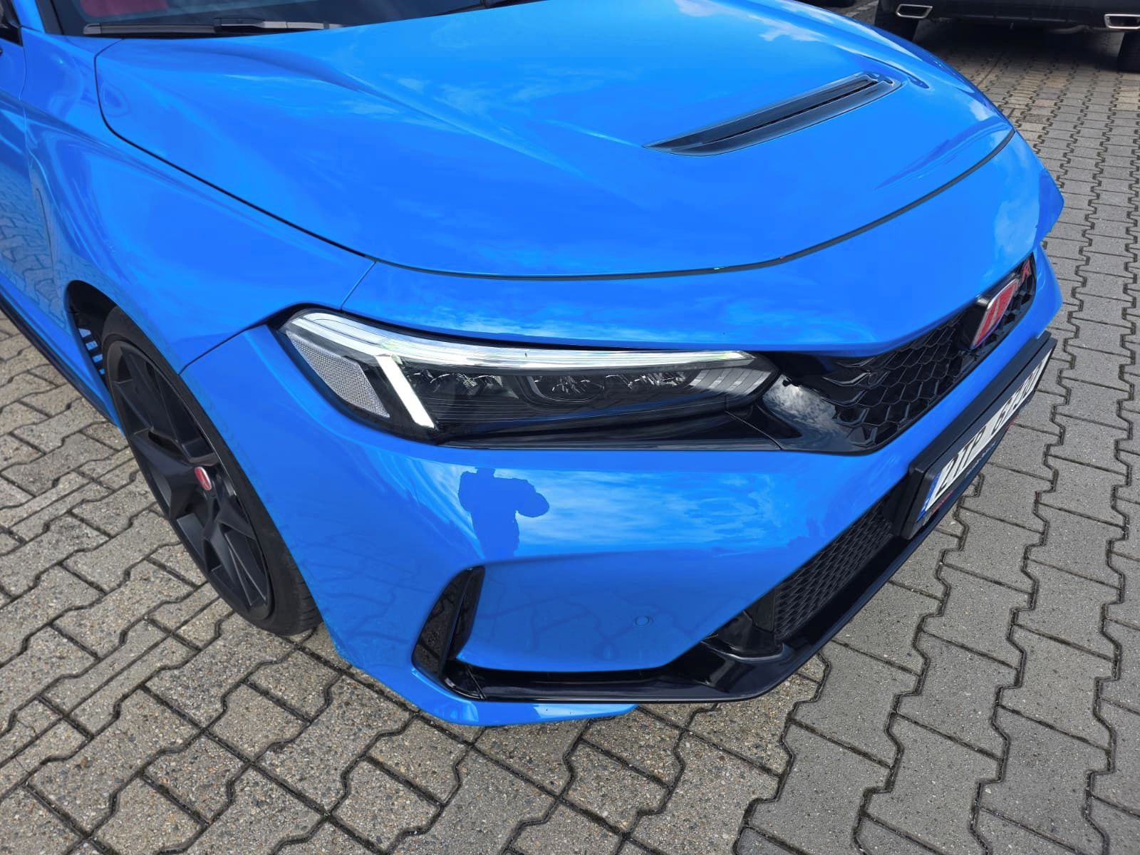 Honda Civic, 2,0 VTEC Turbo TypeR - fotka 5