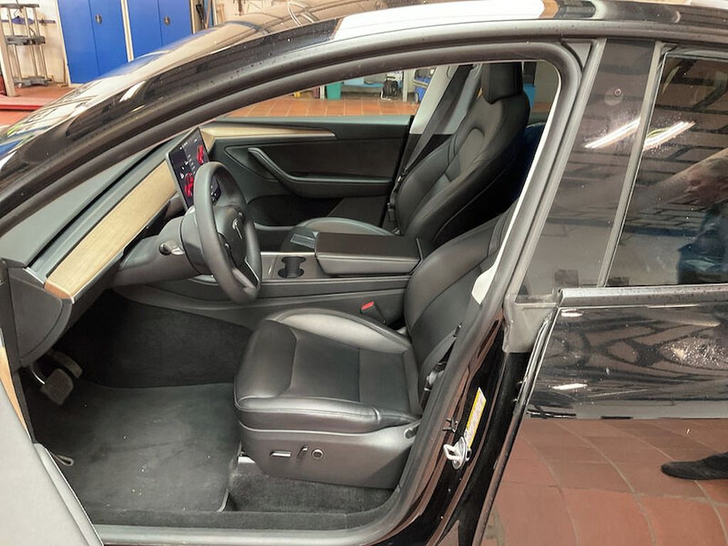 Tesla Model Y, +Tažné,LFP RWD,Záruka, Berlin - fotka 6