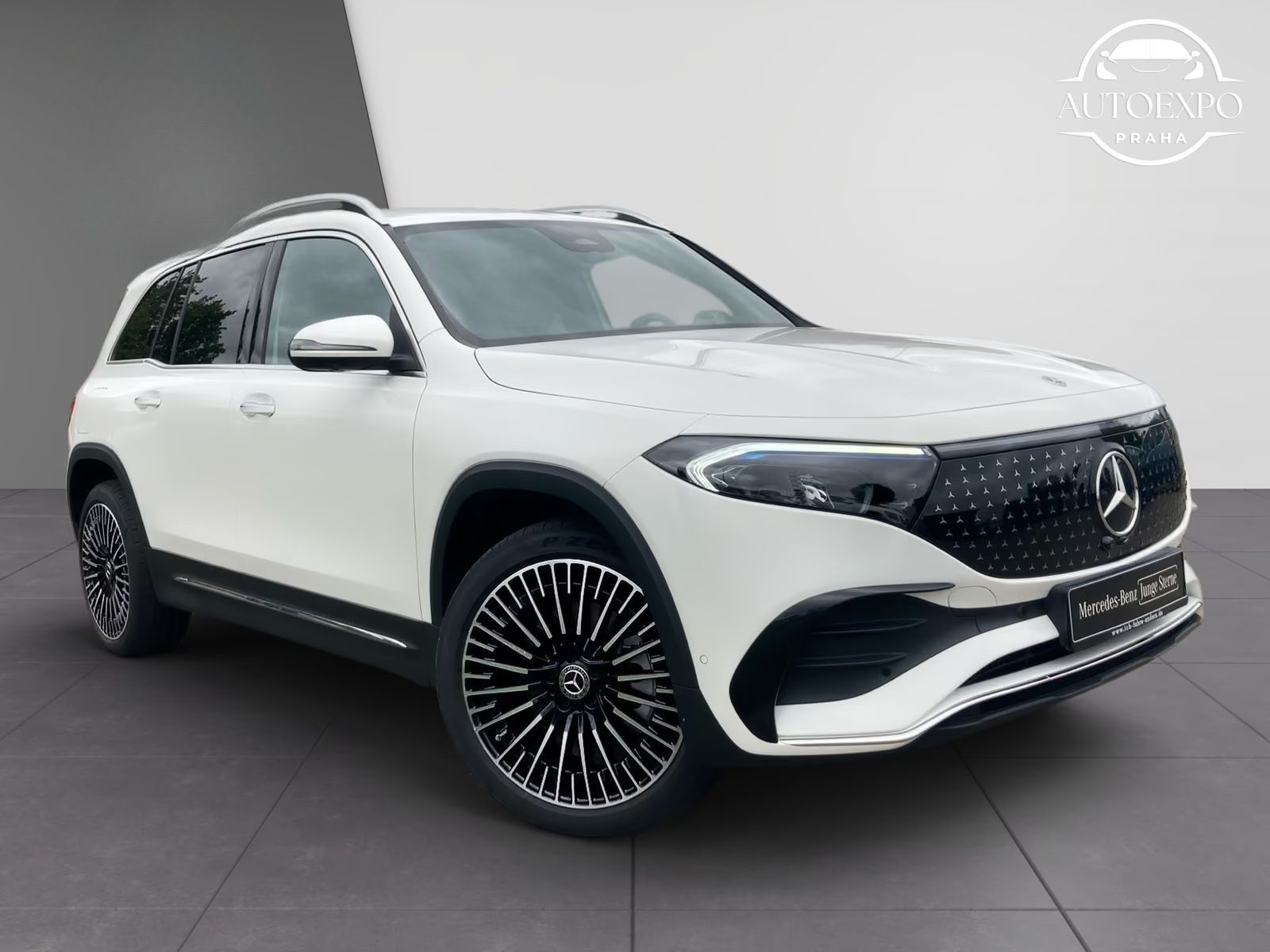 Mercedes-Benz EQB, 300 4M AMG*KAMERA*DISTRONIC - fotka 3