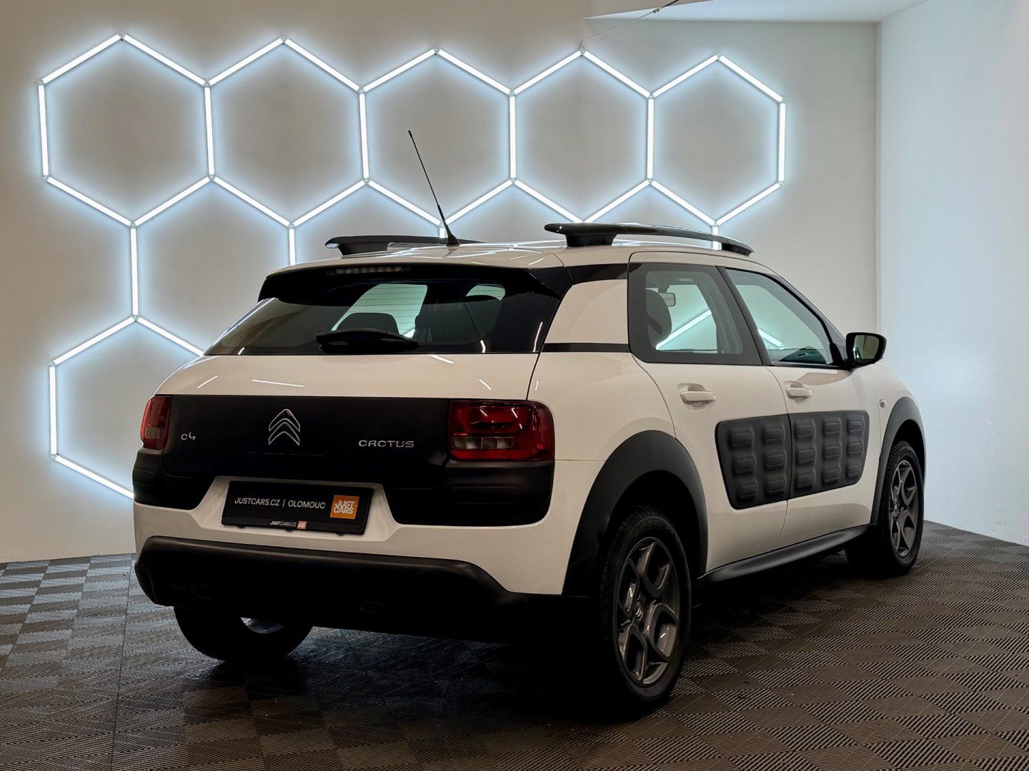 Citroën C4 Cactus, 1.2 PureTech 60kW/Feel Edition - fotka 5