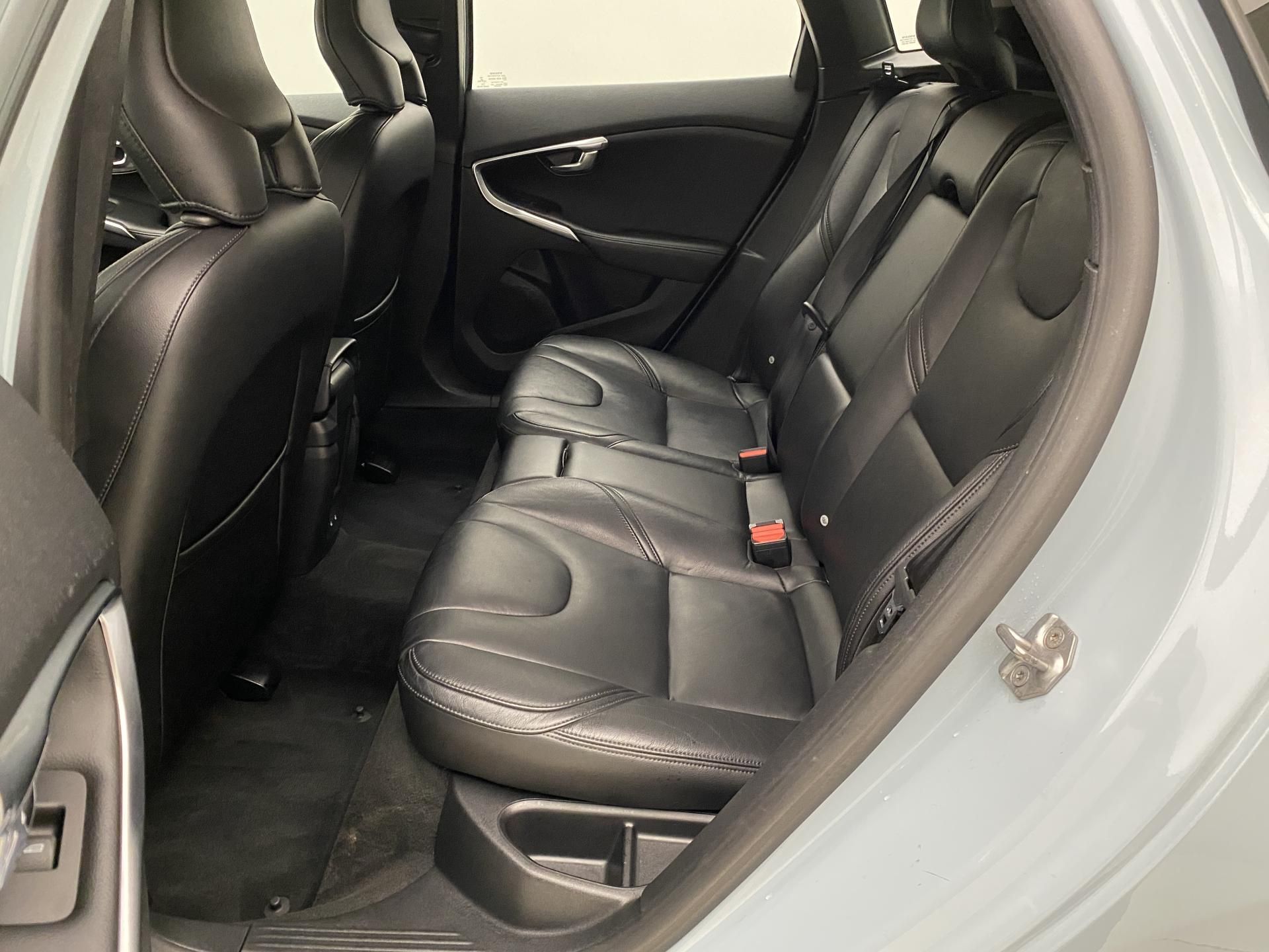 Volvo V40, D2 INSCRIPTION - fotka 5