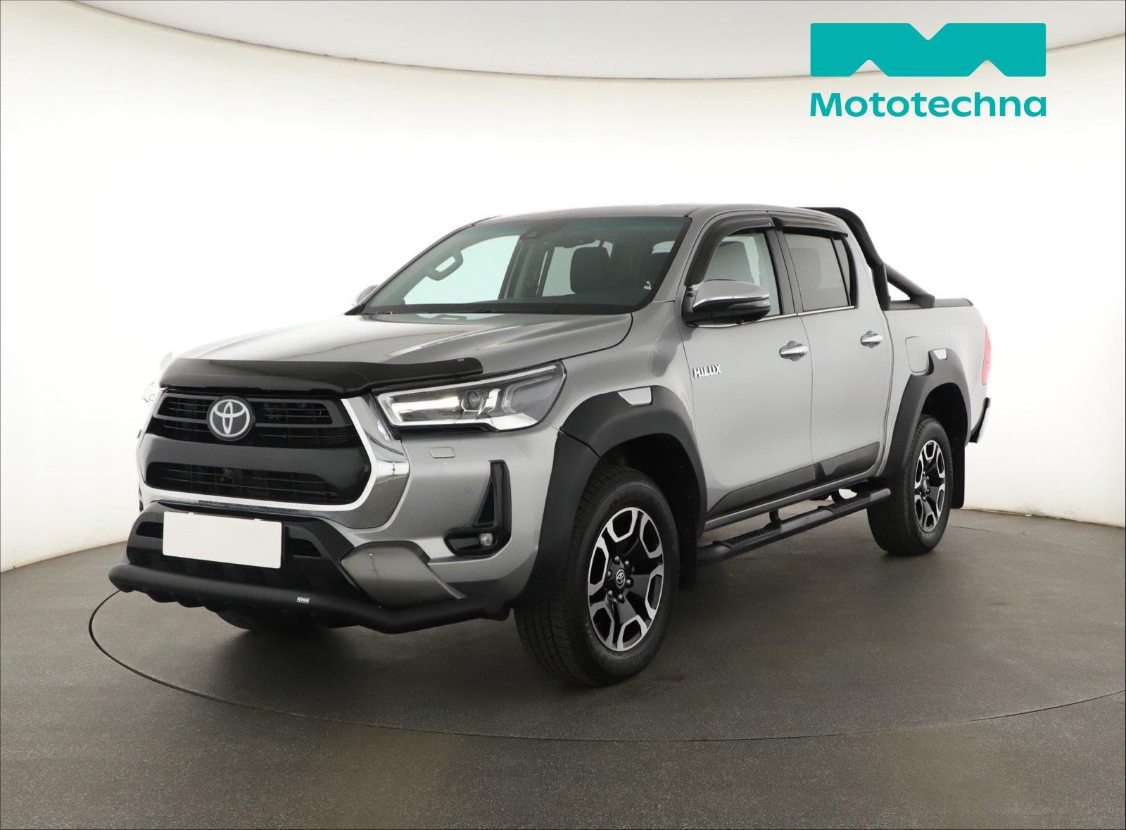 Toyota Hilux, 2.8 D-4D MHEV, Executive