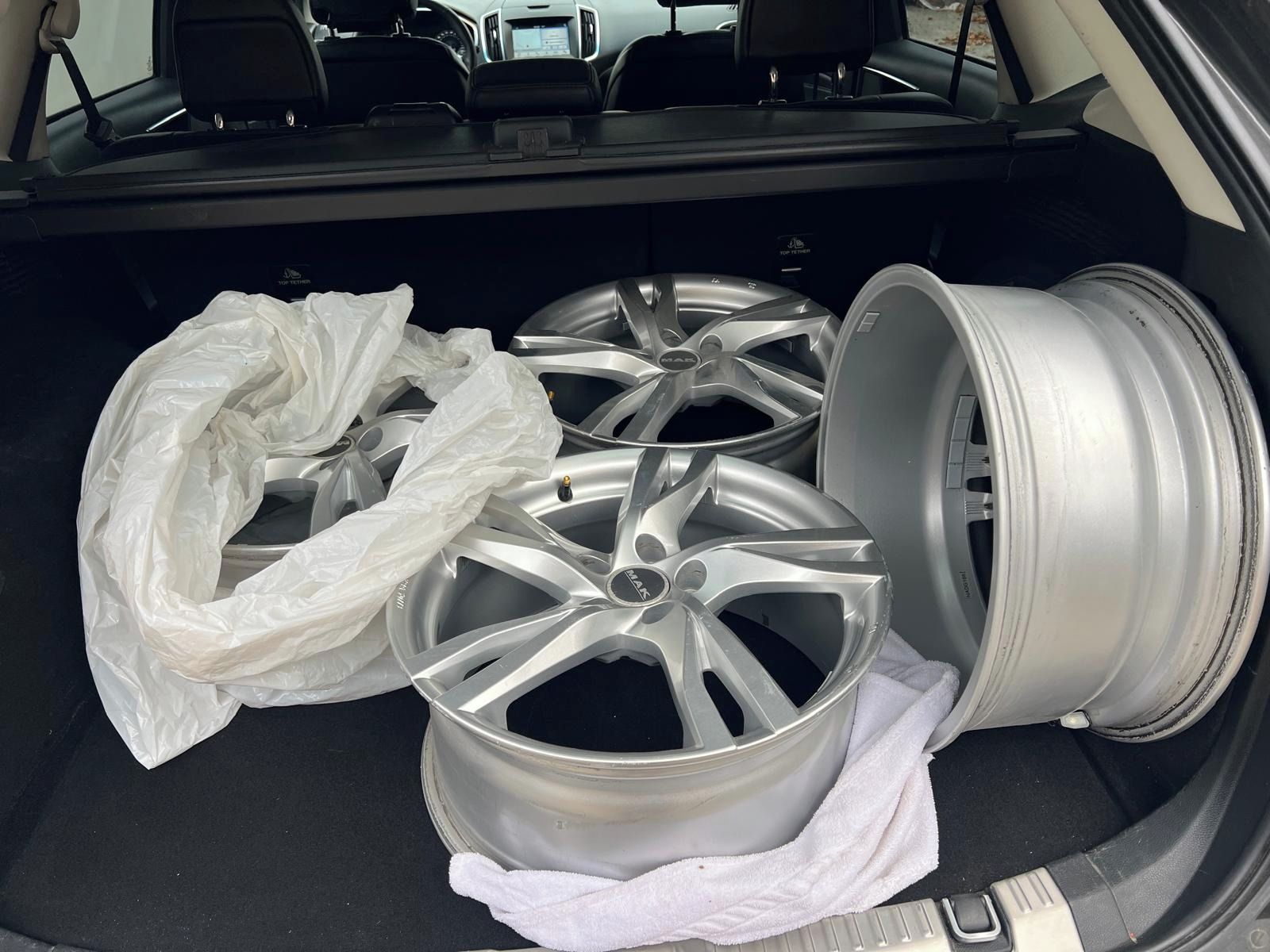 Ford Edge, 2,0TDCi 154kW 4x4 kůže - fotka 5