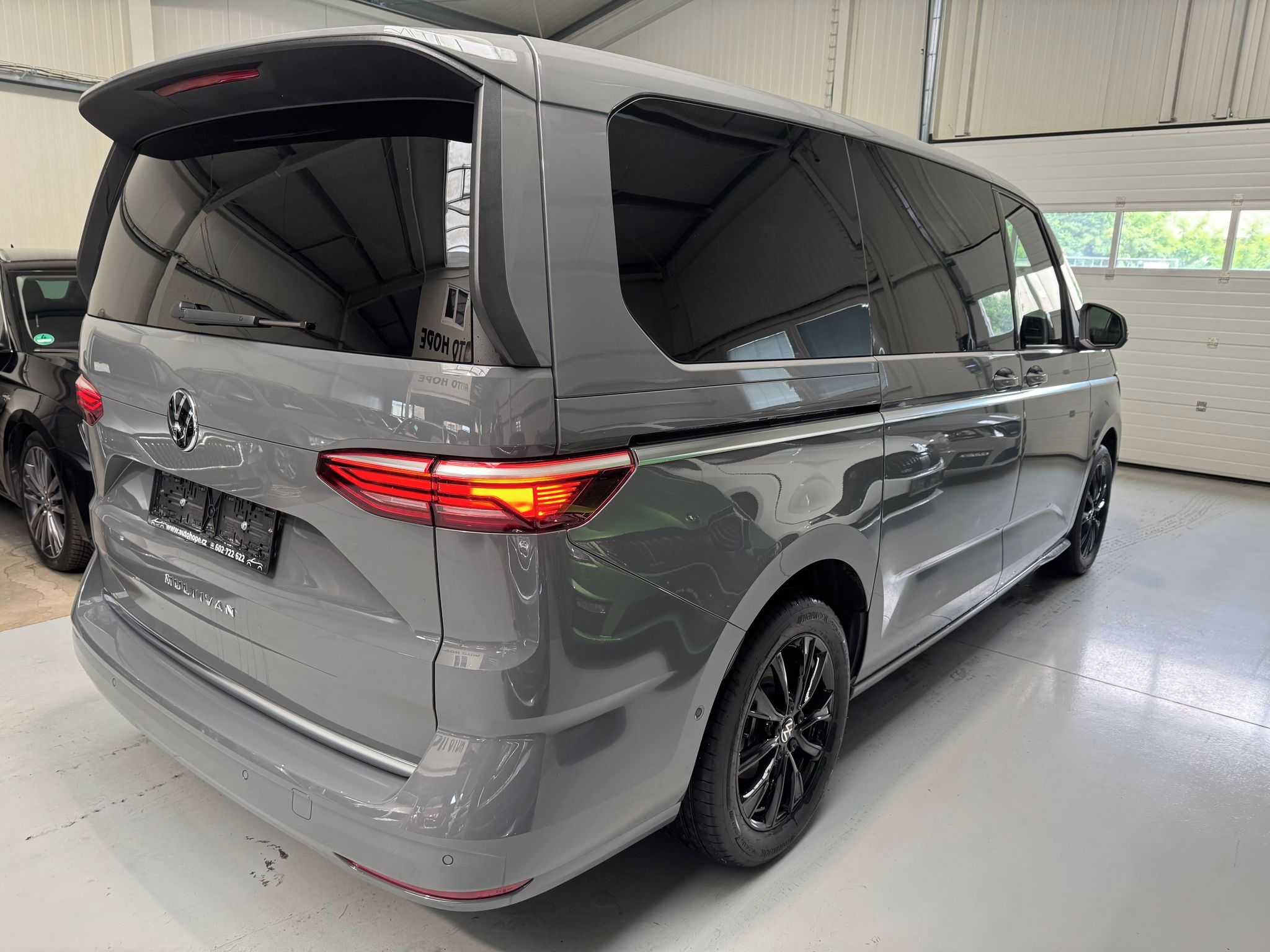Volkswagen Multivan, LONG 2.0 TDI DSG Style - fotka 6