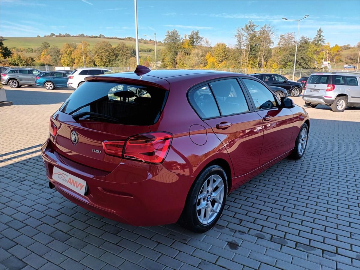 BMW Řada 1, 1,5 118i,100kw,ČR,AT, - fotka 5