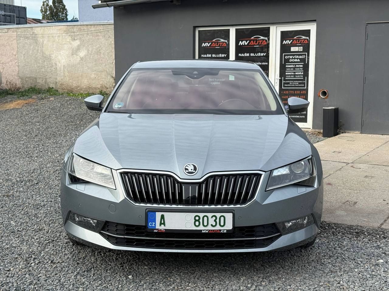 Škoda Superb, ŠKODA SUPERB 3 L&K - fotka 2
