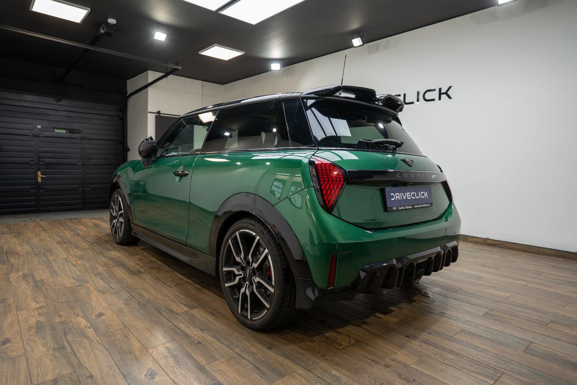 Mini Cooper, JCW 2.0 170 kW - fotka 6