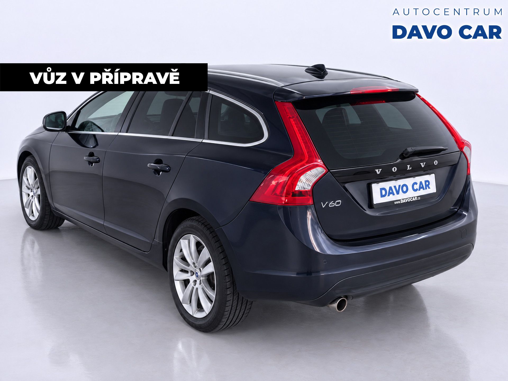 Volvo V60, 2,0 D 88kW Drive-E Summum Ocea - fotka 2