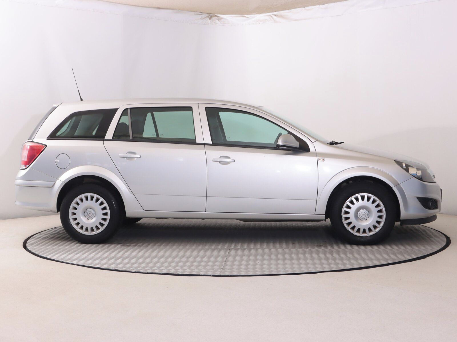 Opel Astra, 1.6 16V, Serv.kniha, po STK - fotka 6
