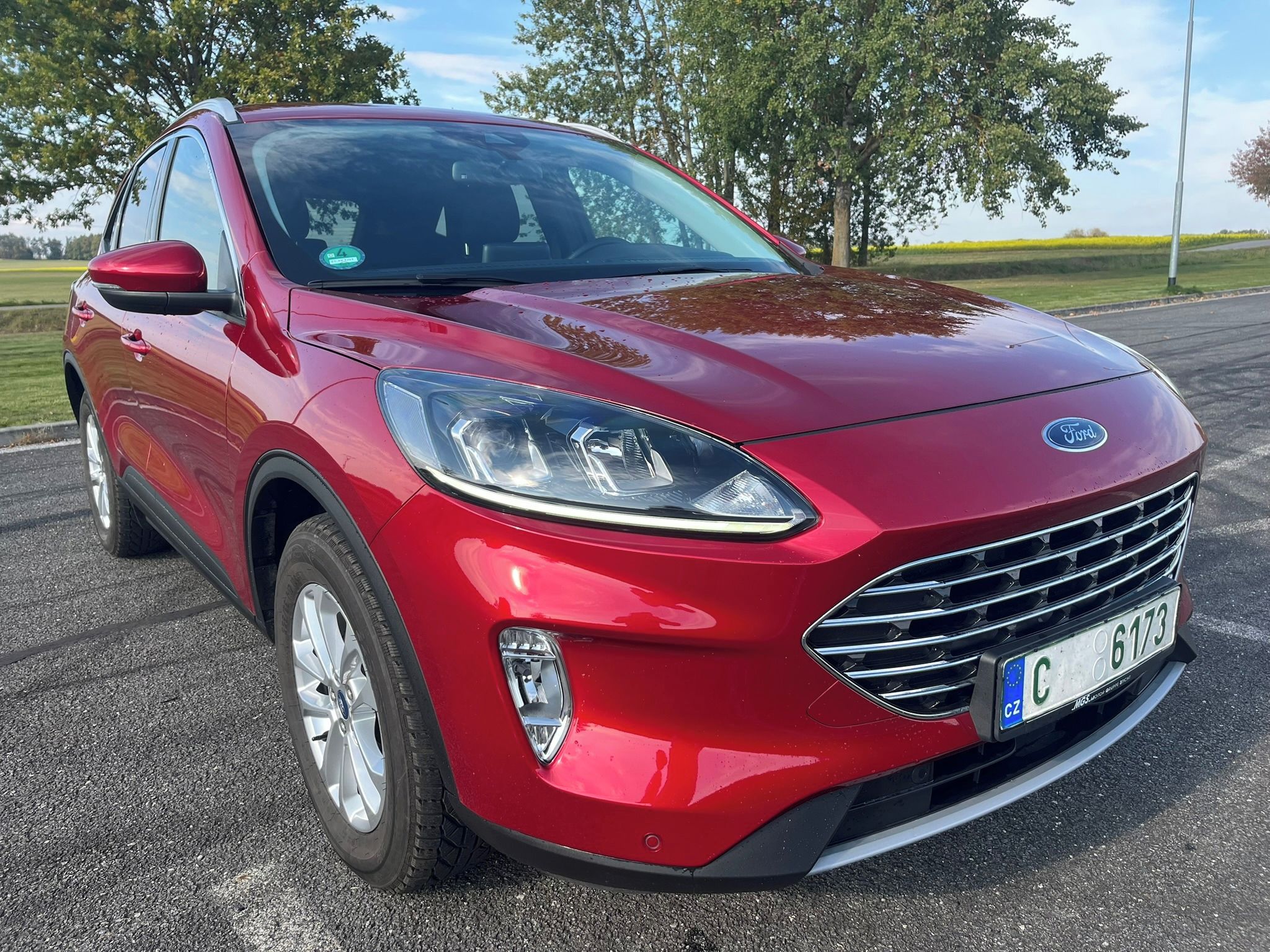 Ford Kuga, TITANIUM, 4x4, ZÁRUKA DO 6/27 - fotka 4