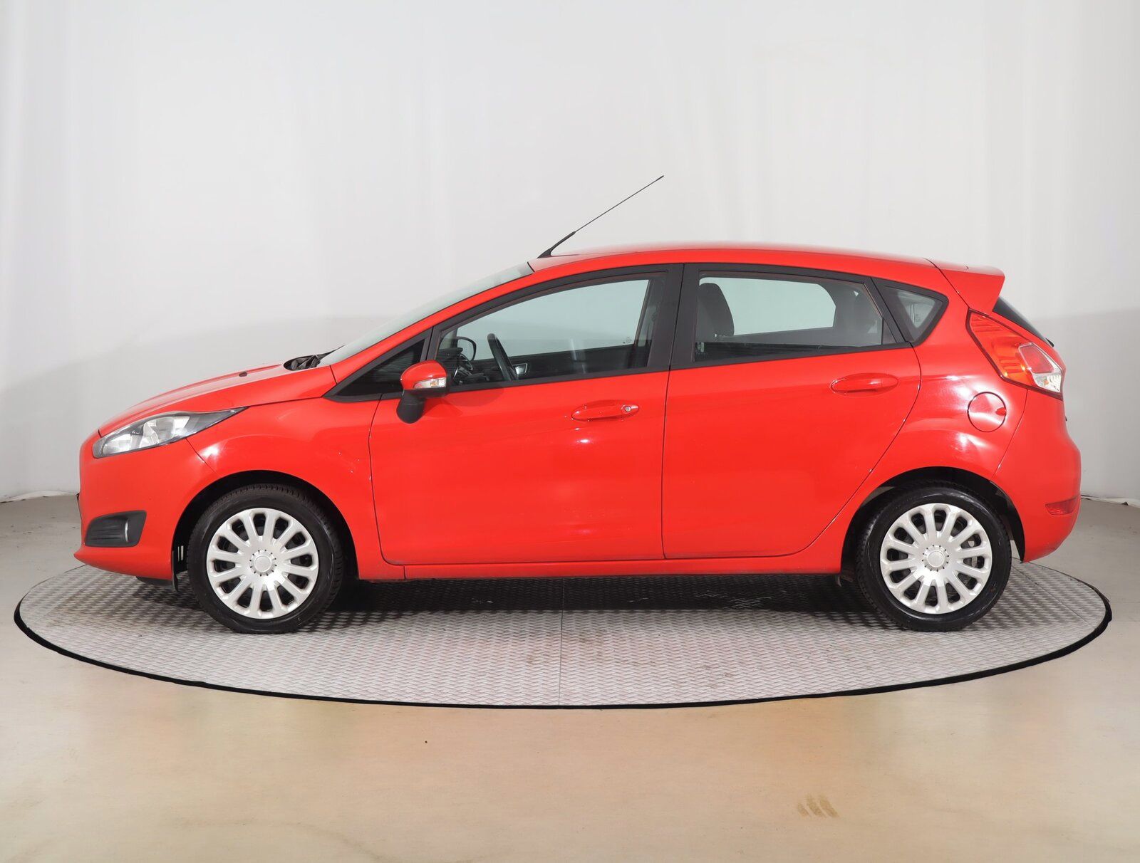 Ford Fiesta, 1.25 - fotka 3