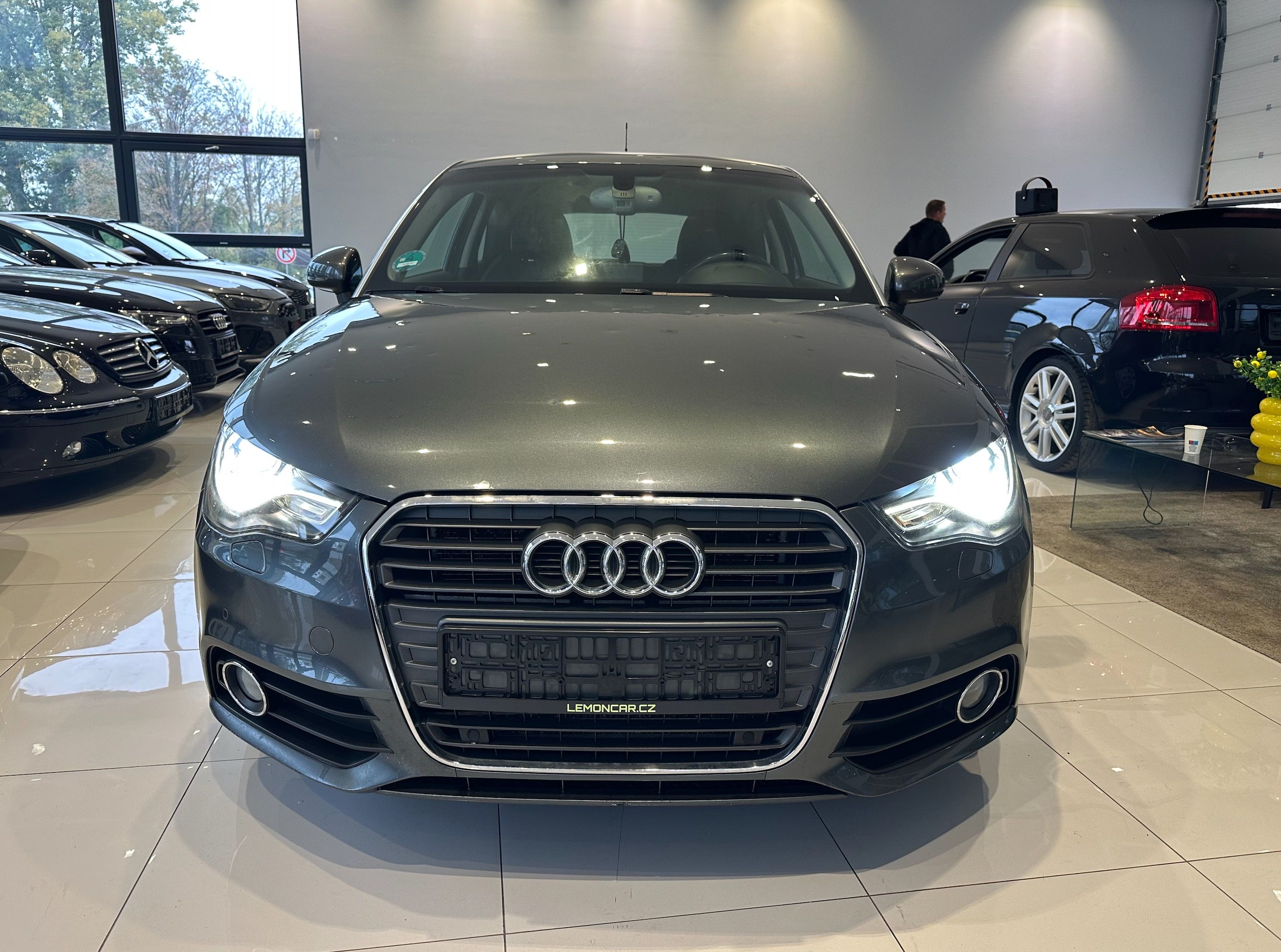 Audi A1, 1.6 TDI | NOVÉ ROZVODY SERVIS - fotka 3