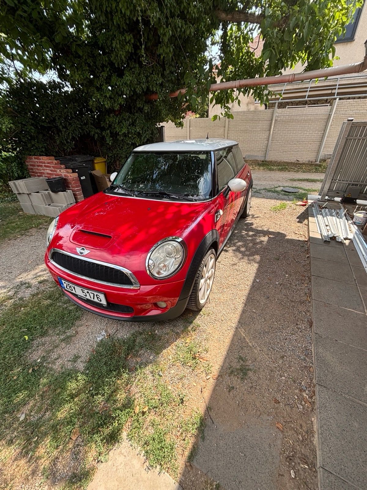 Mini Cooper S - fotka 3