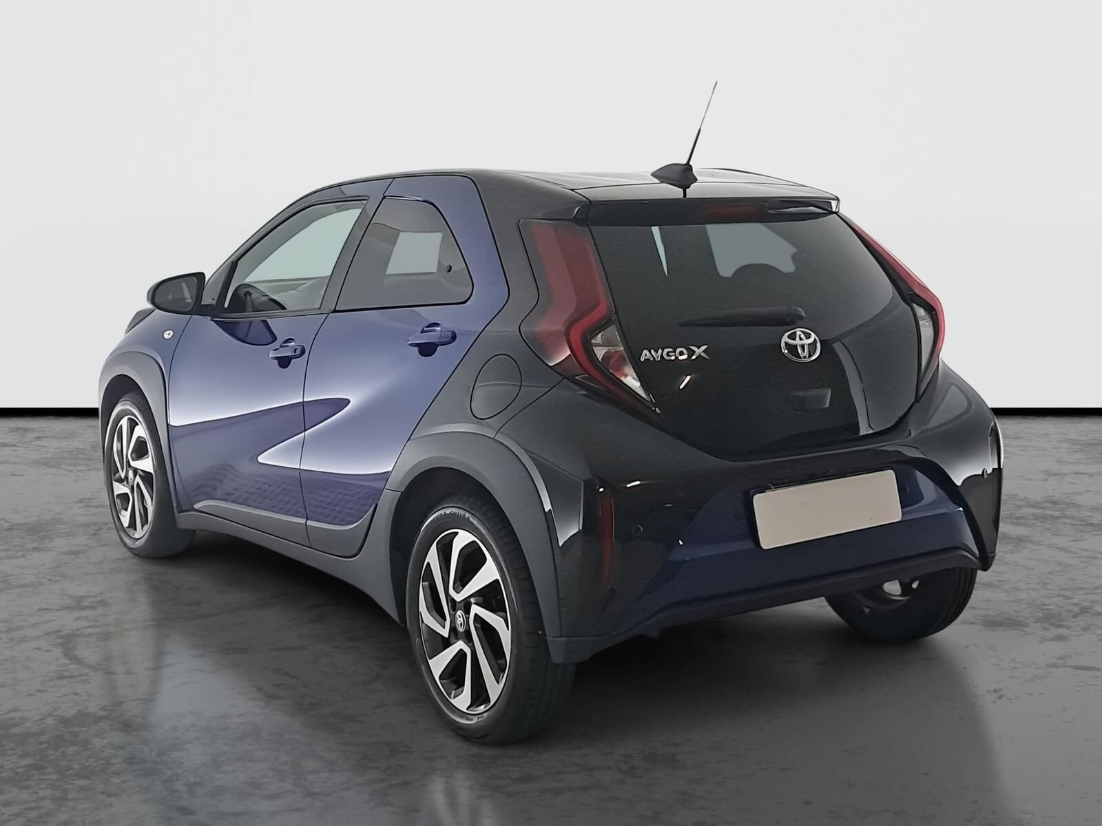 Toyota Aygo, 1.0, Automat, ČR,1.maj - fotka 4