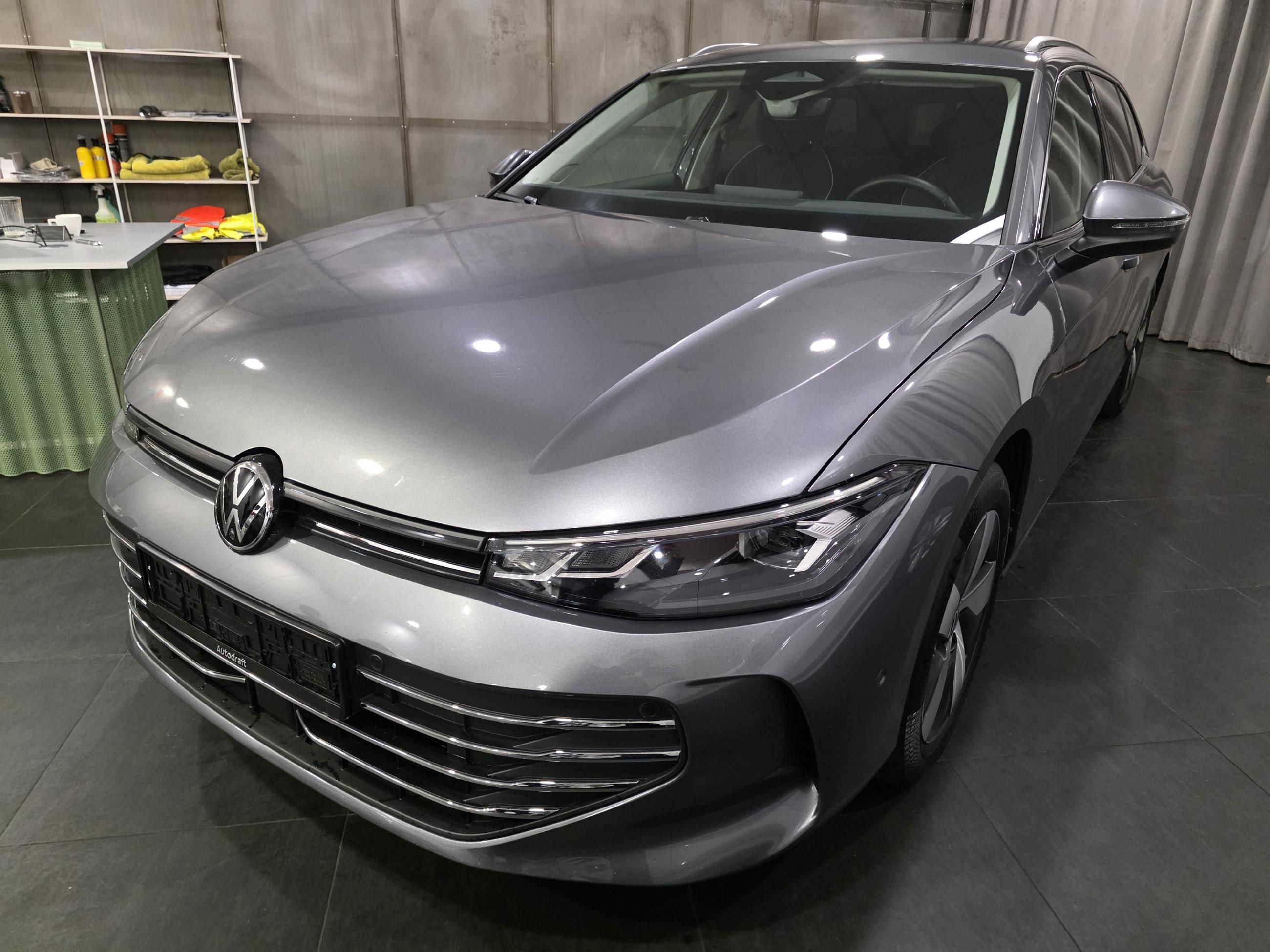 Volkswagen Passat, 2.0 TDI 110kW DSG / Tažné - fotka 2