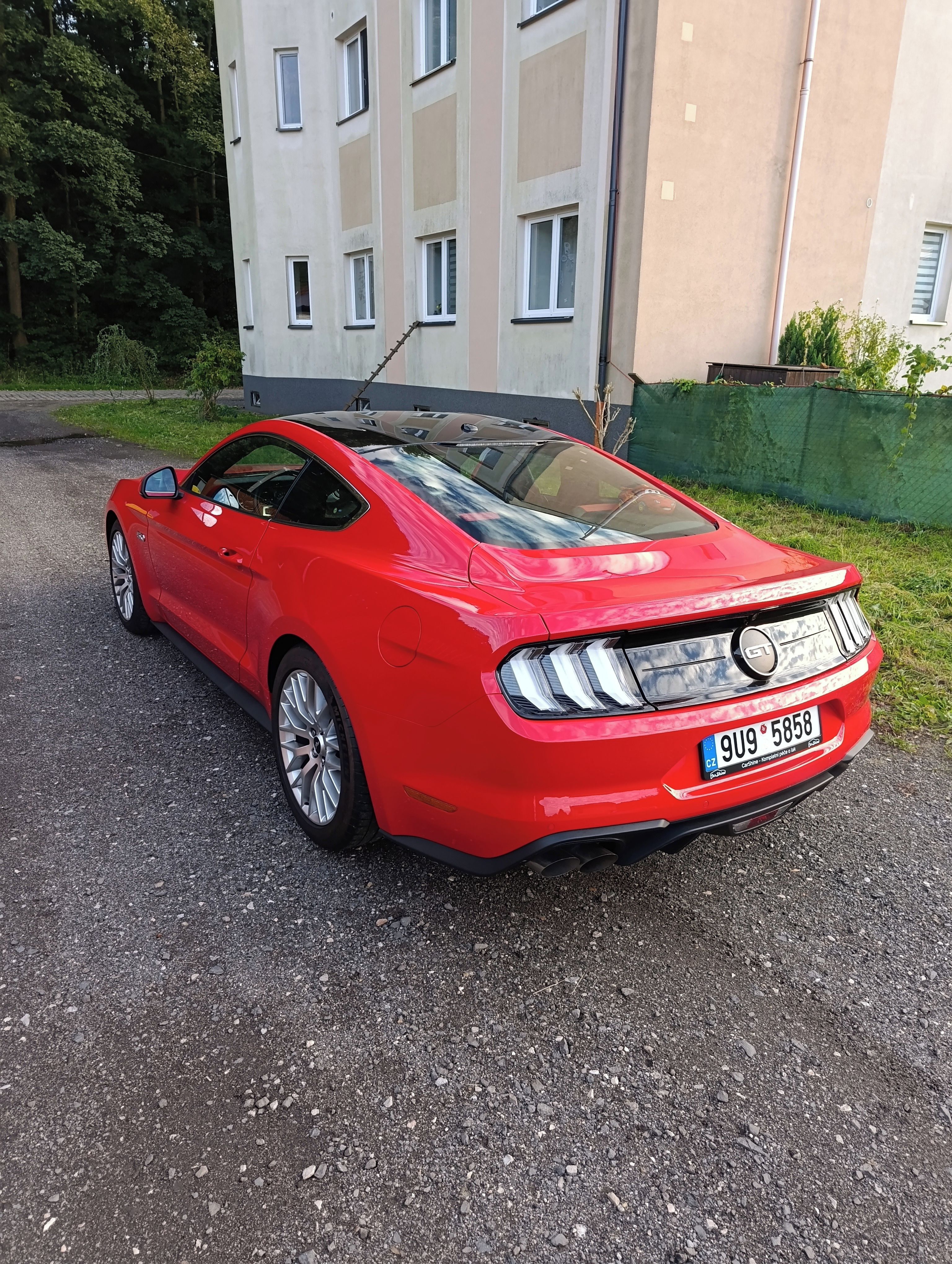 Ford Mustang, GT 5.0 - fotka 4