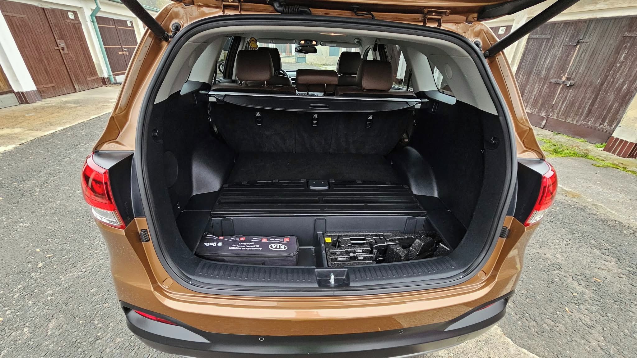 Kia Sorento, 2.2 crdi 4x4 automat - fotka 6