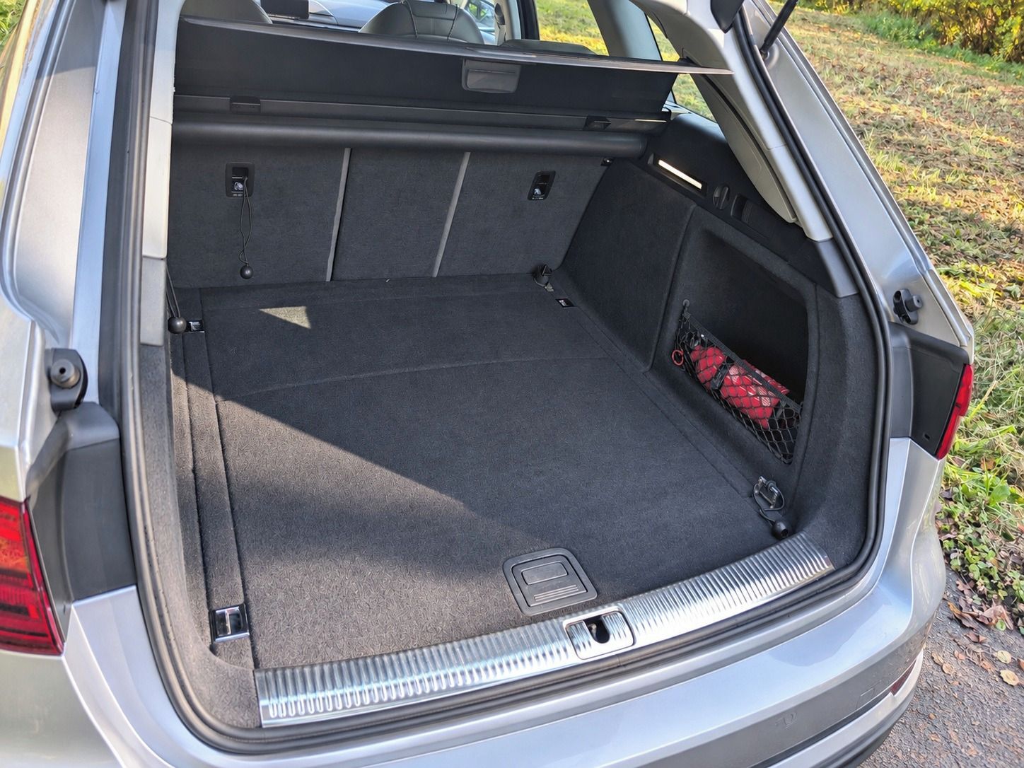 Audi A4 Avant, 1.9 TDI 140 Kw, serviska - fotka 6