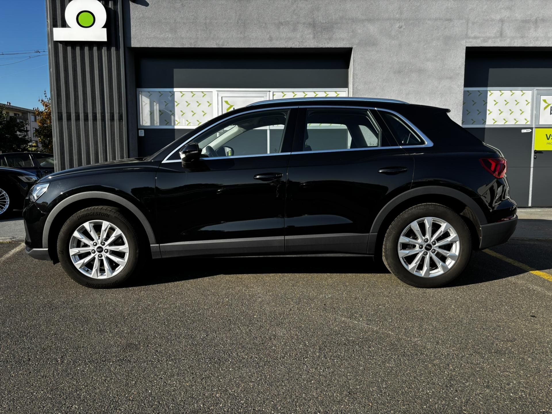 Audi Q3, 40 2.0 TDI (142 kW) TZ 4x4 - fotka 5