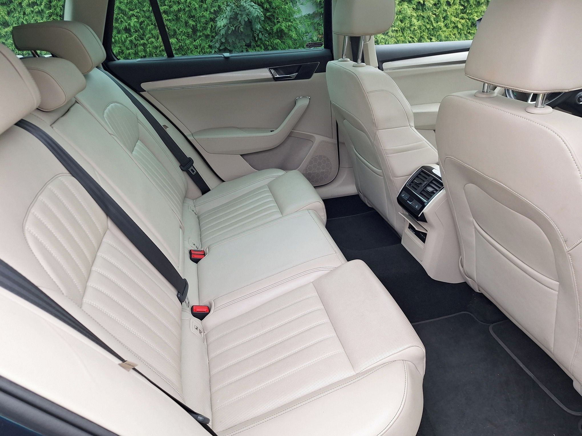 Škoda Superb, 2,0 TDi, L&K, automat, 4x4