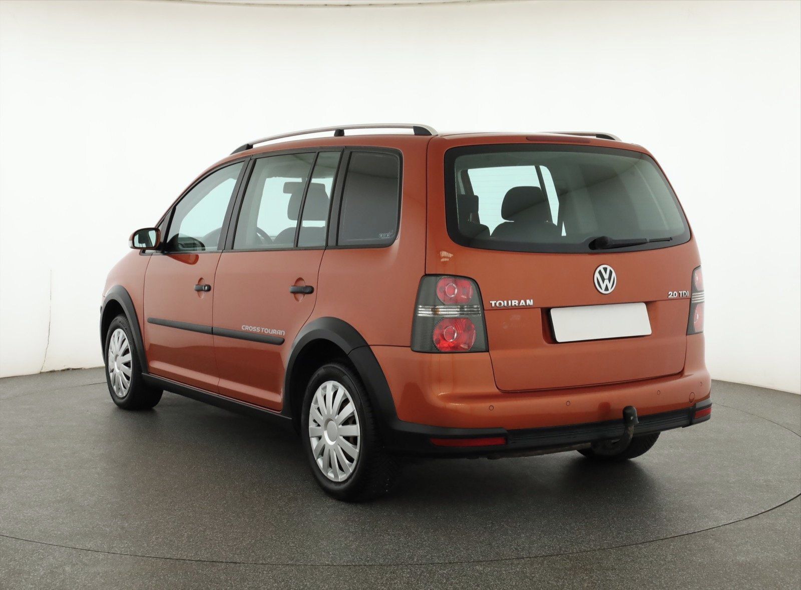 Volkswagen Touran, 2.0 TDI, Cross, Automat - fotka 4