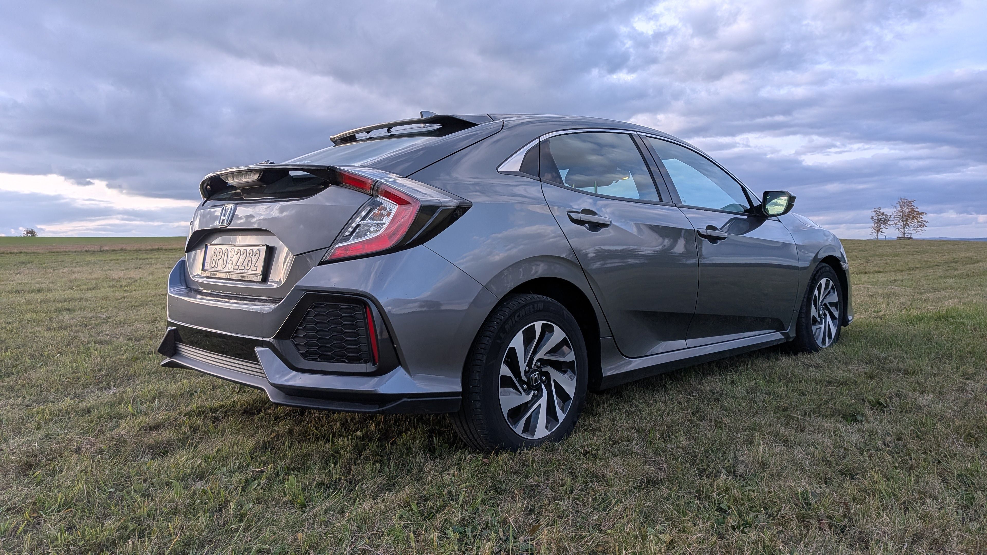 Honda Civic, 1.0 VTEC Turbo, 1.maj, servis - fotka 4