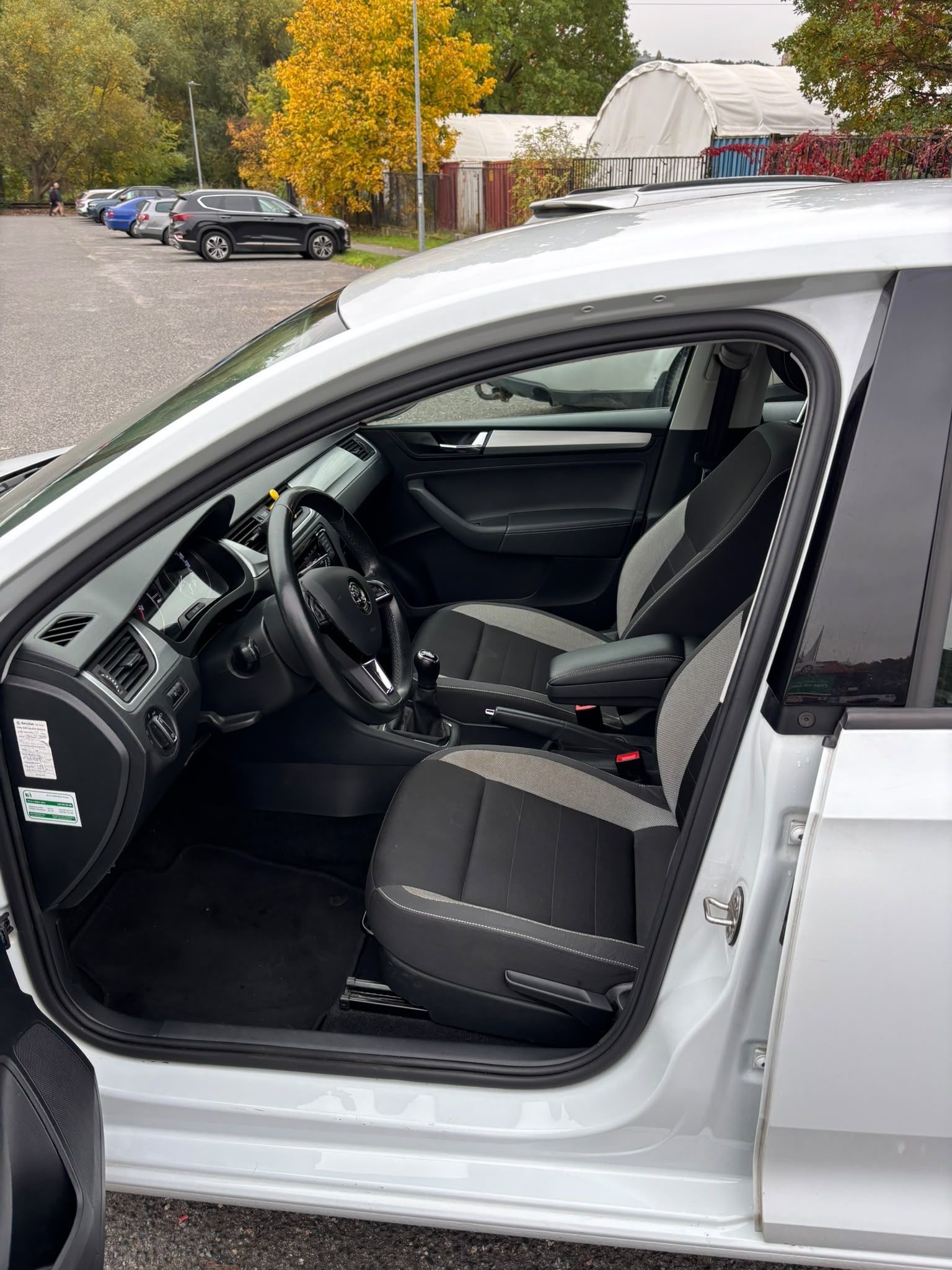 Škoda Rapid, Škoda Rapid Spaceback 1.0 TSI - fotka 6