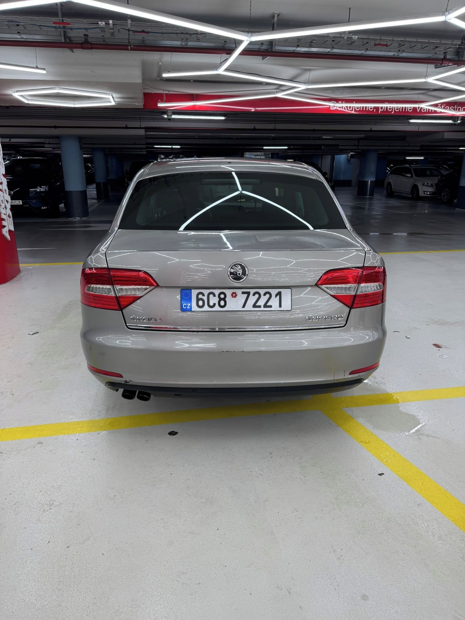 Škoda Superb - fotka 3
