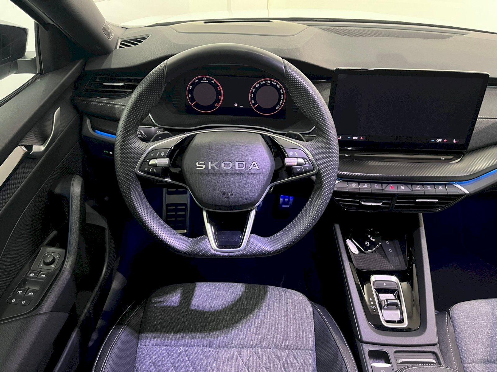 Škoda Octavia, 2.0 TDI 110 kW A7F SportLine - fotka 5