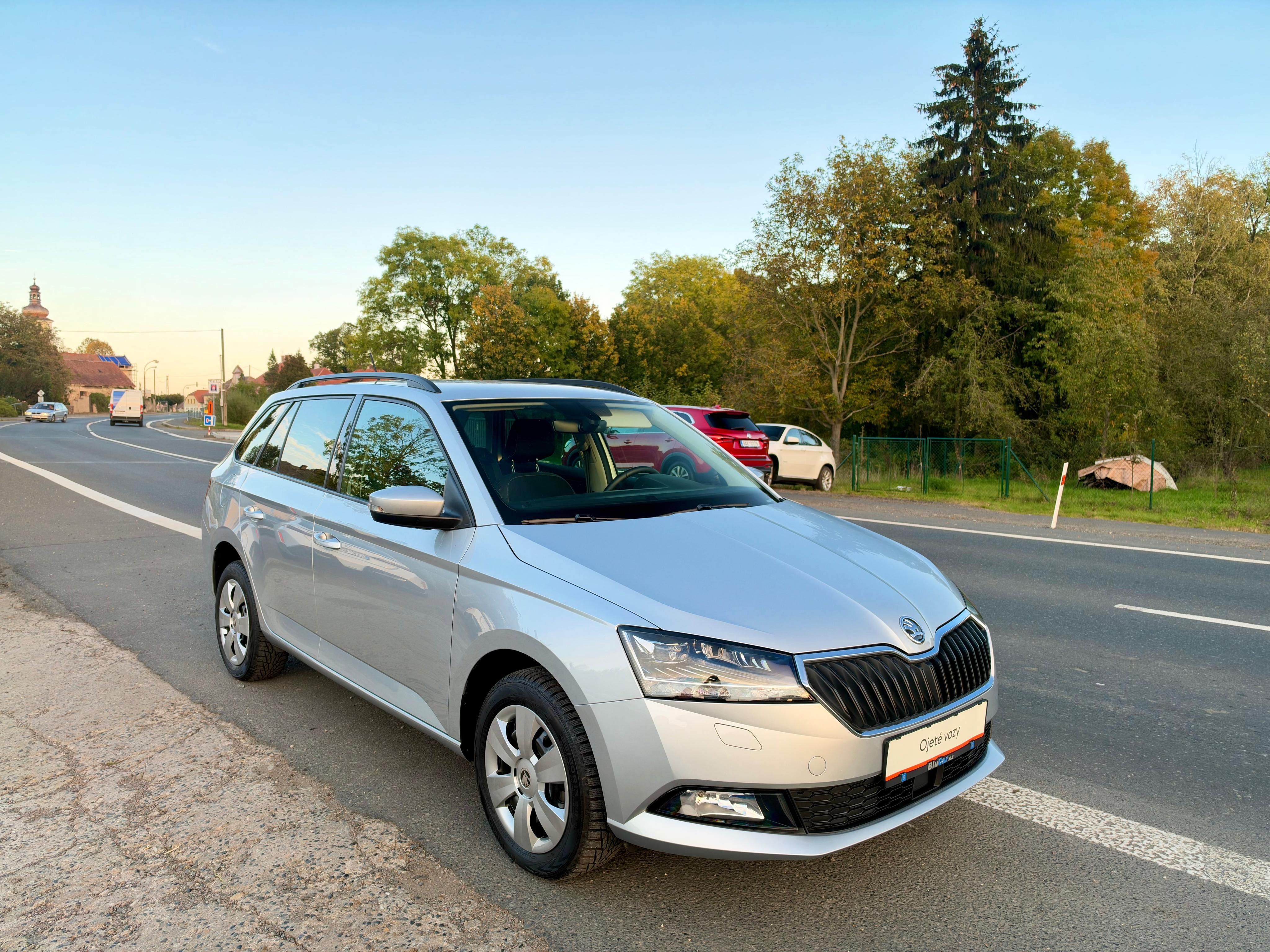 Škoda Fabia, 1.0TSi 81kw Style Plus ČR 1.Ma - fotka 5