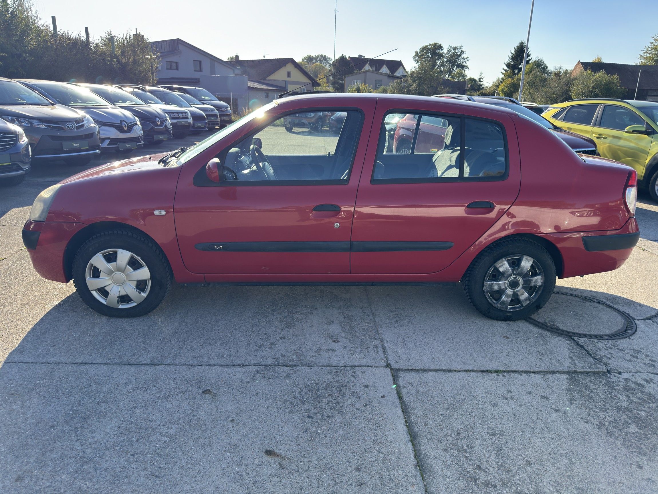 Renault Thalia, 1.4 i 55 kW - fotka 3