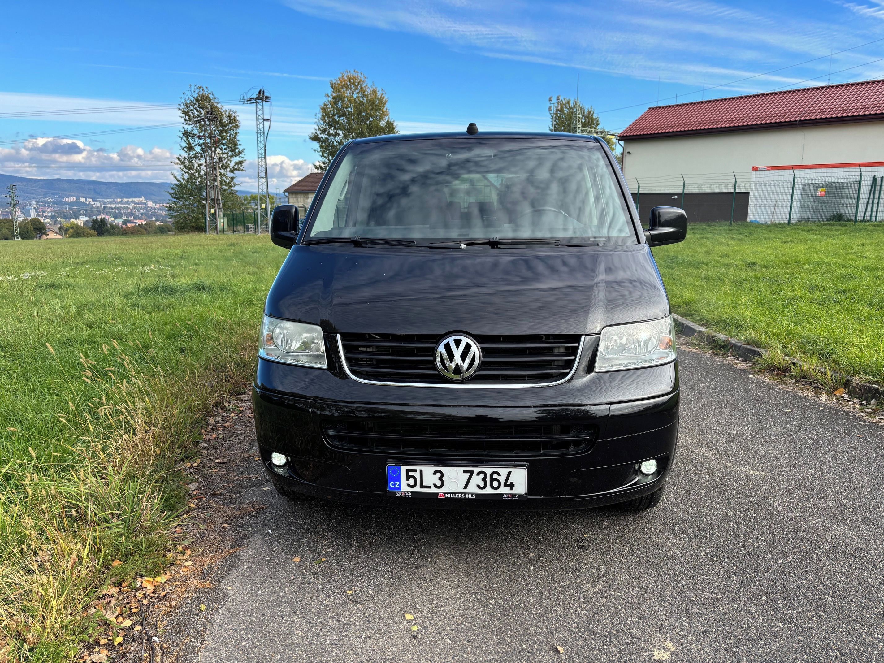 Volkswagen Multivan, 1,9 tdi 75 Kw pravidel. servis - fotka 6