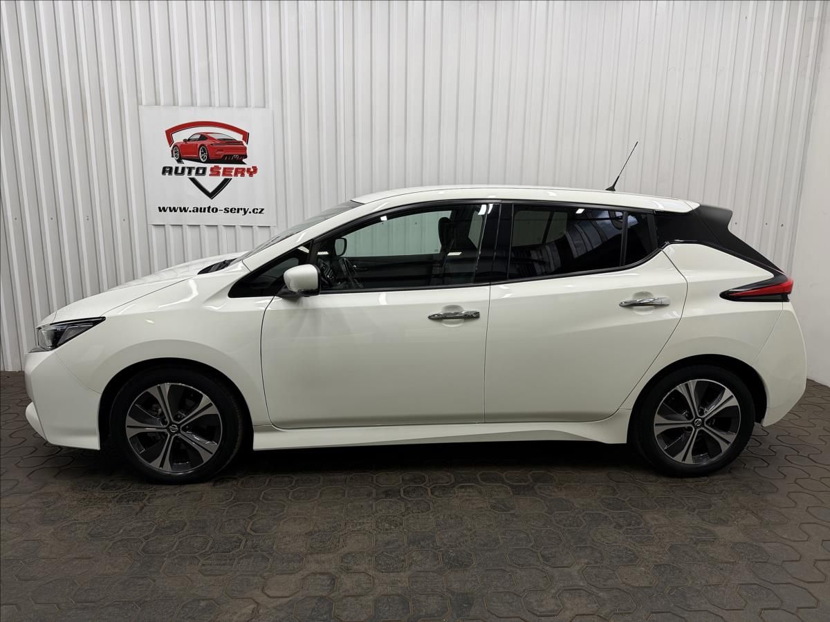 Nissan LEAF, N-CONNECTA 110kW SOH 91% - fotka 4